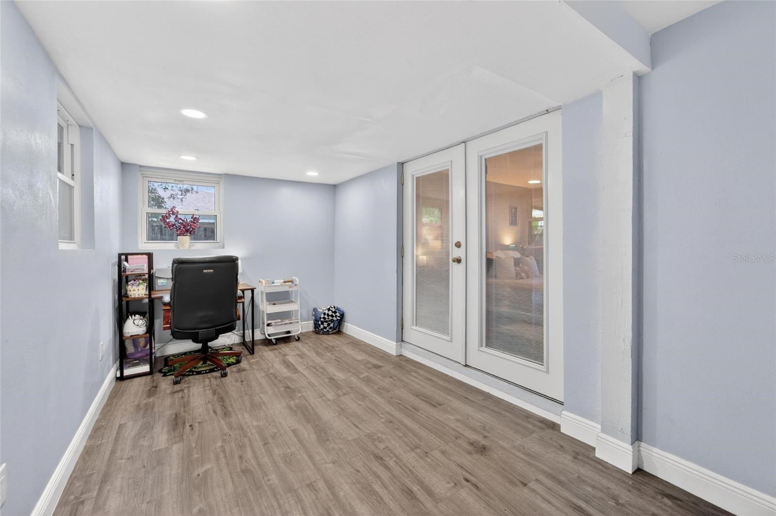ROLLING MEADOWS - Residential