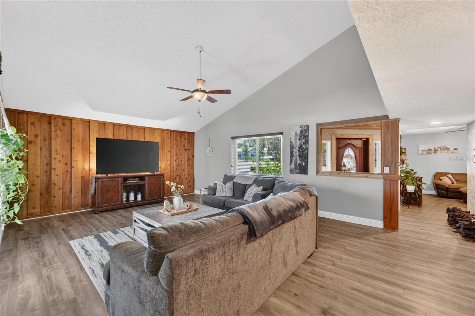 ROLLING MEADOWS - Residential
