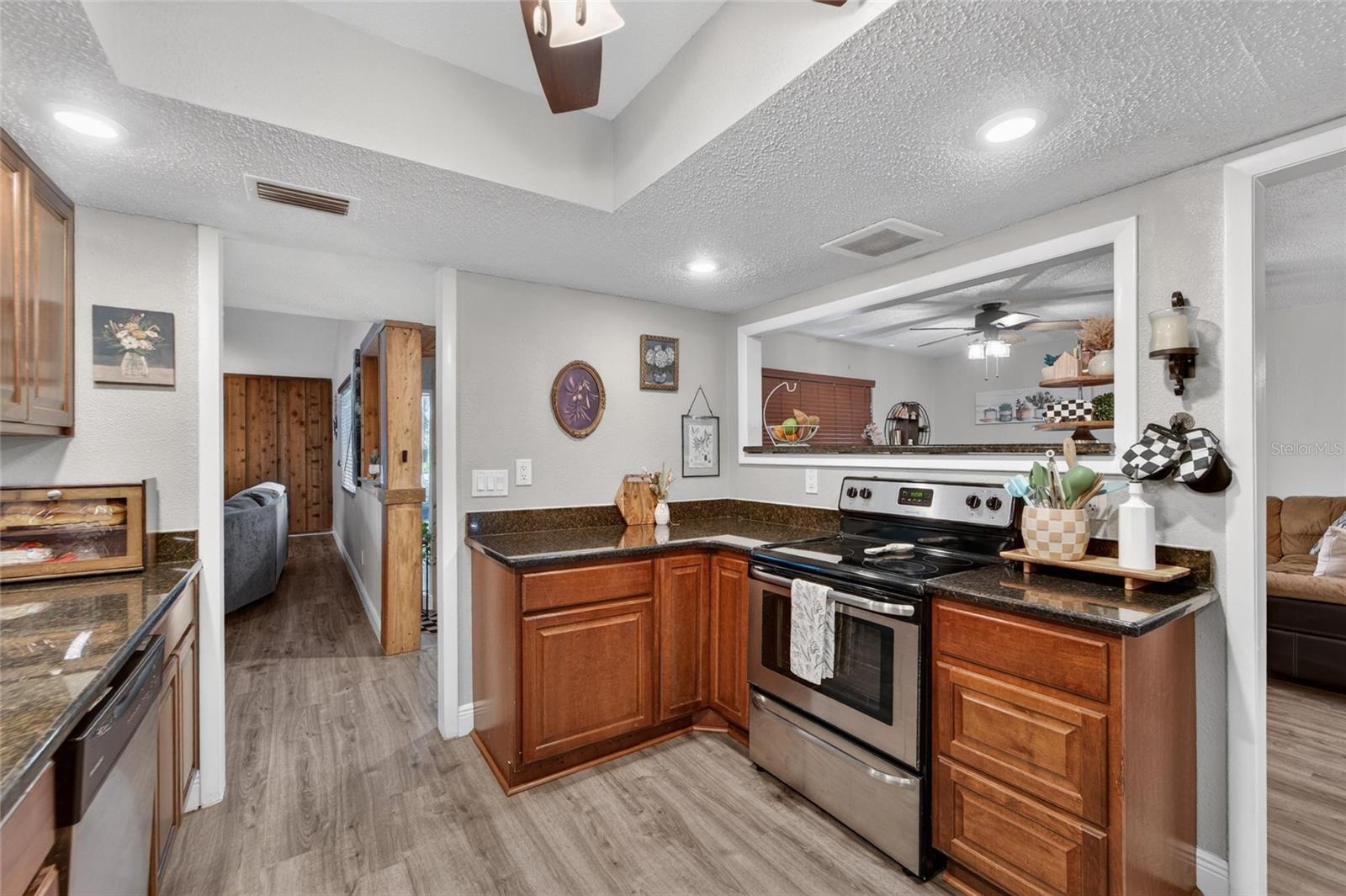ROLLING MEADOWS - Residential
