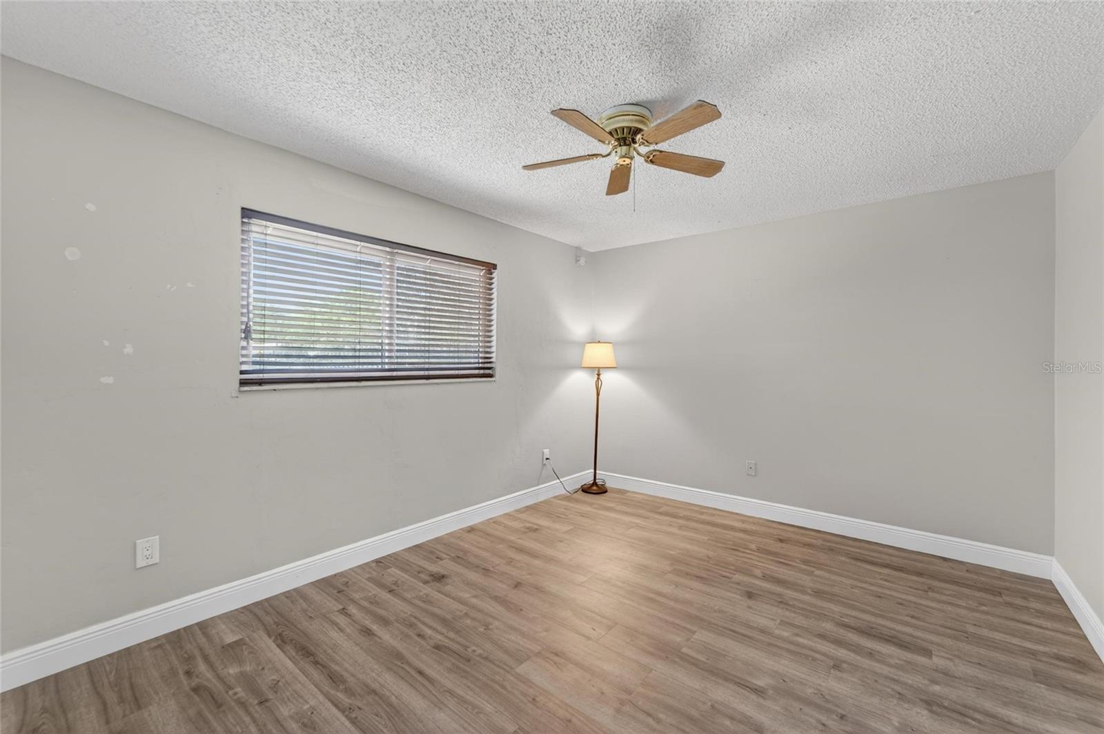 ROLLING MEADOWS - Residential