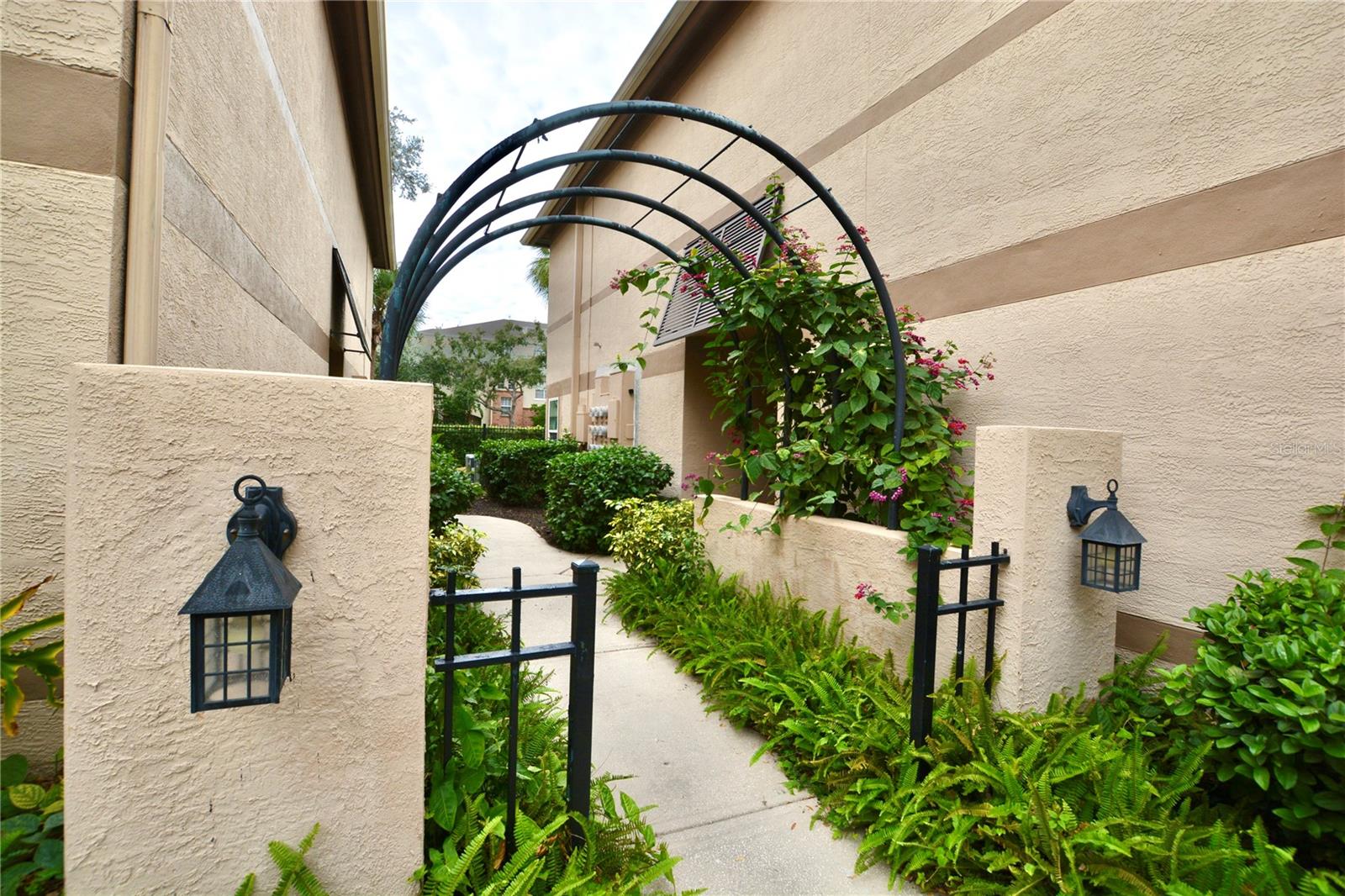 ISLAND WALK A CONDO - Residential Lease