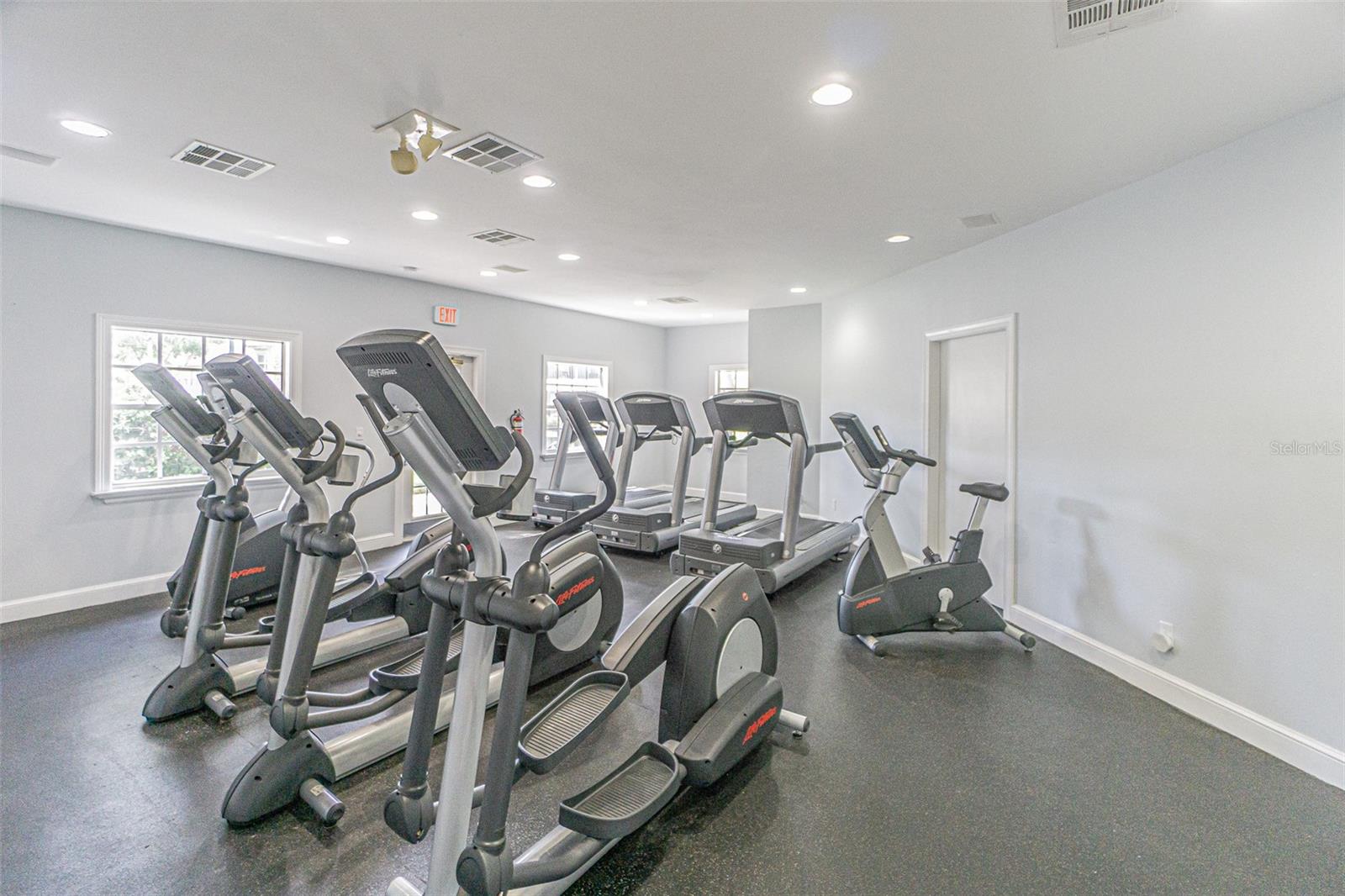 ISLAND WALK A CONDO - Residential Lease