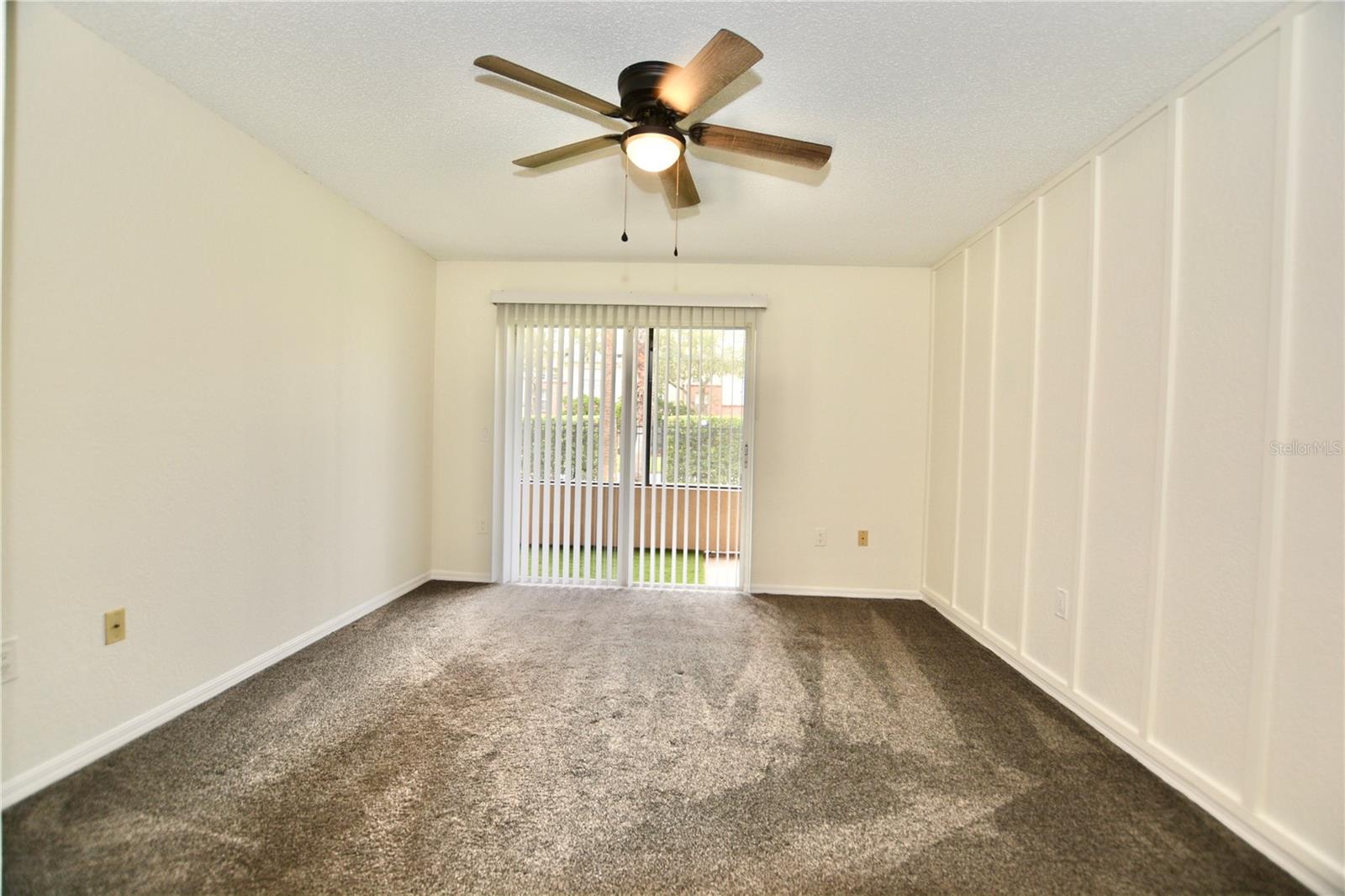 ISLAND WALK A CONDO - Residential Lease