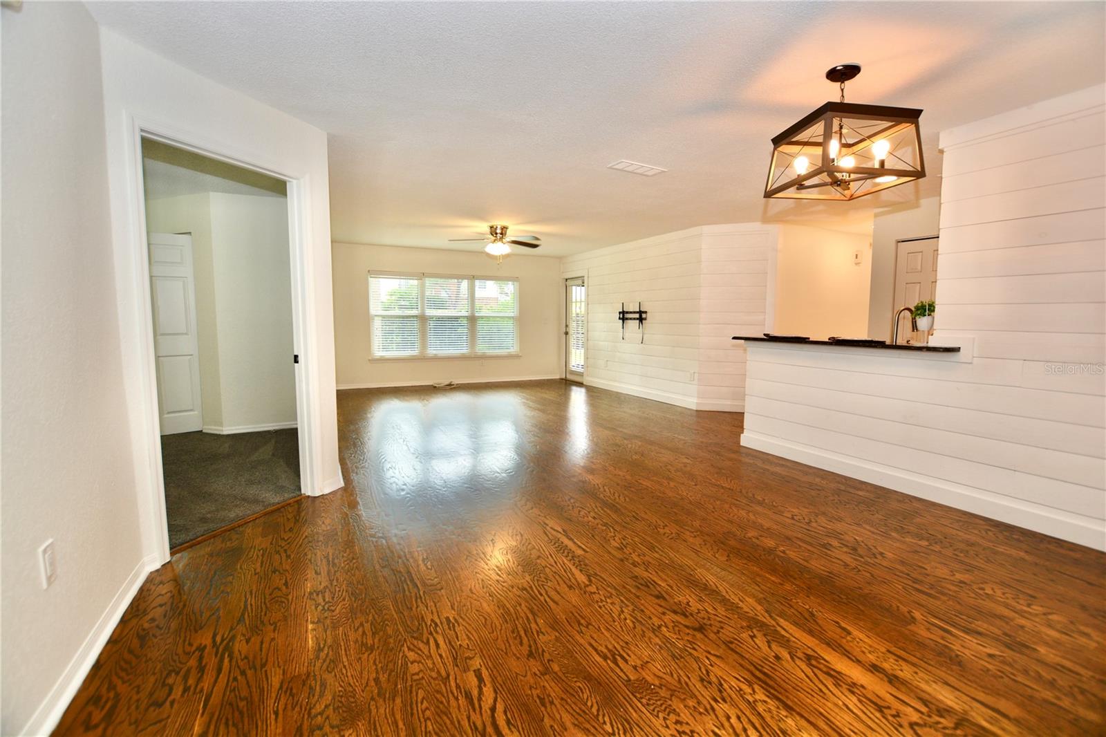 ISLAND WALK A CONDO - Residential Lease