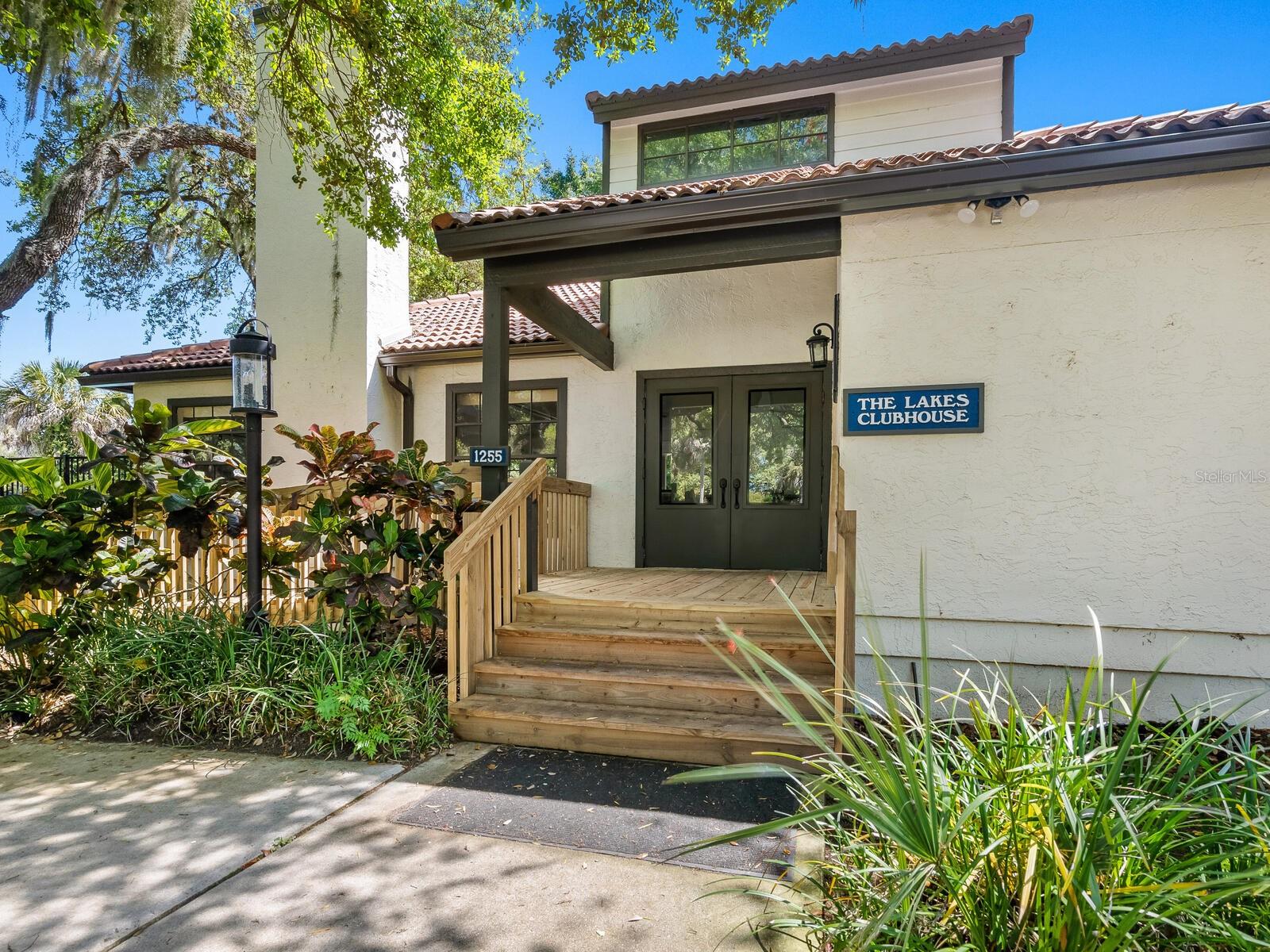 LAKES ESTATES 3 OF SARASOTA - Residential