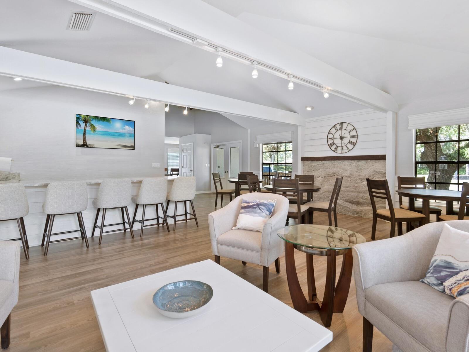 LAKES ESTATES 3 OF SARASOTA - Residential