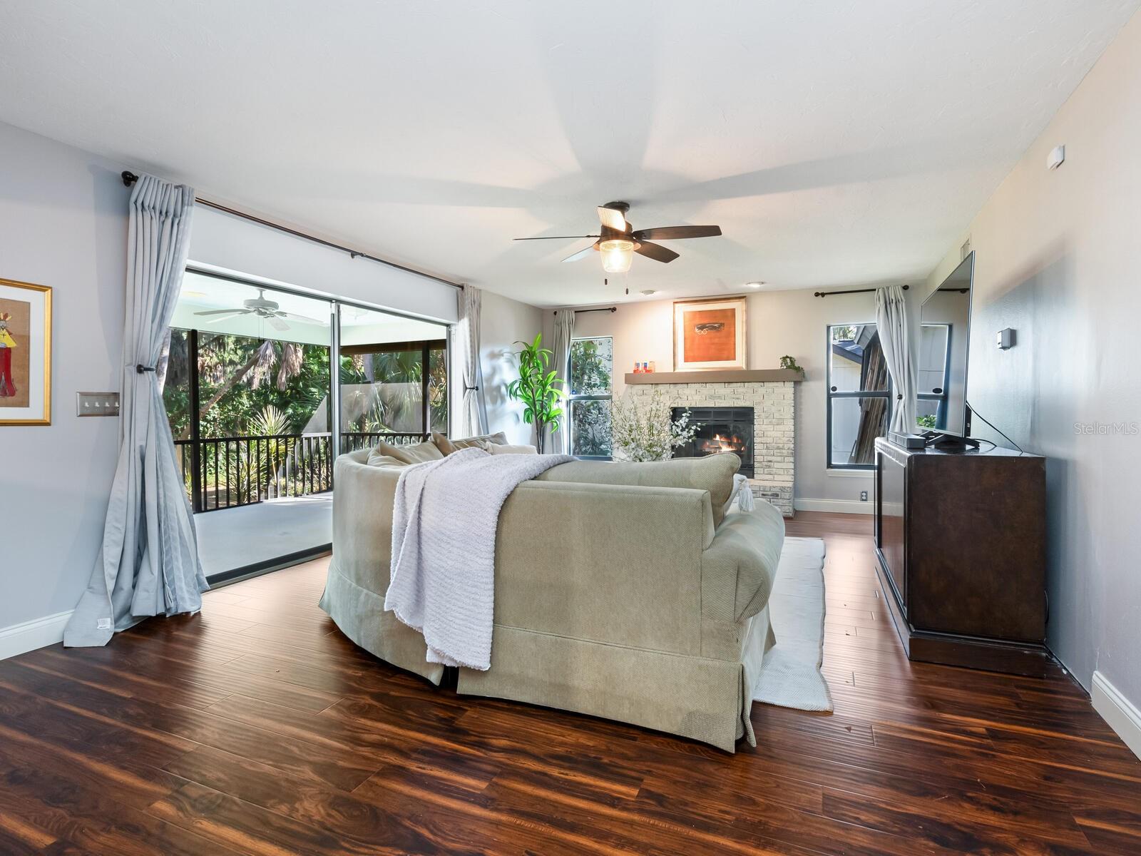 LAKES ESTATES 3 OF SARASOTA - Residential