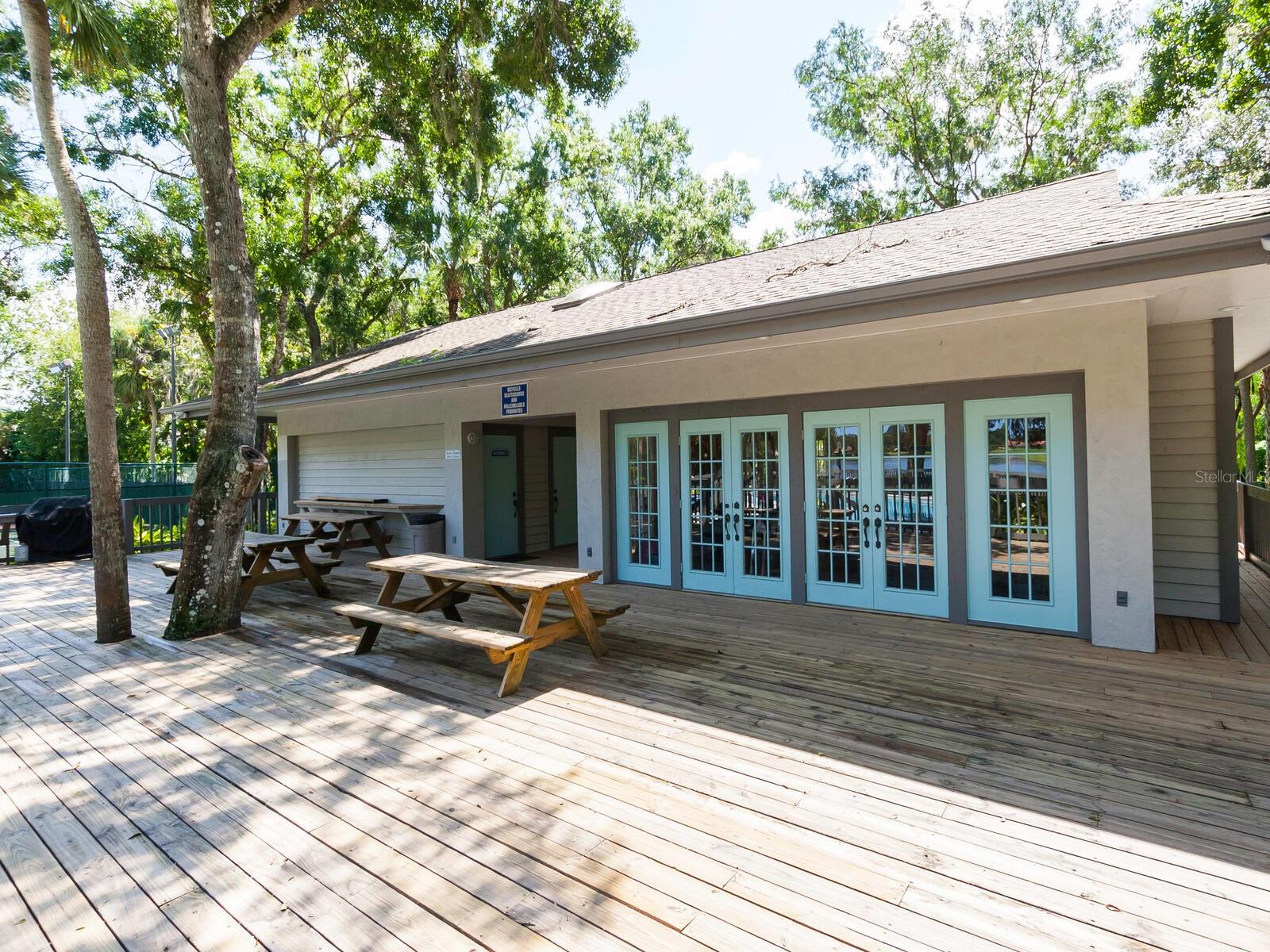 LAKES ESTATES 3 OF SARASOTA - Residential