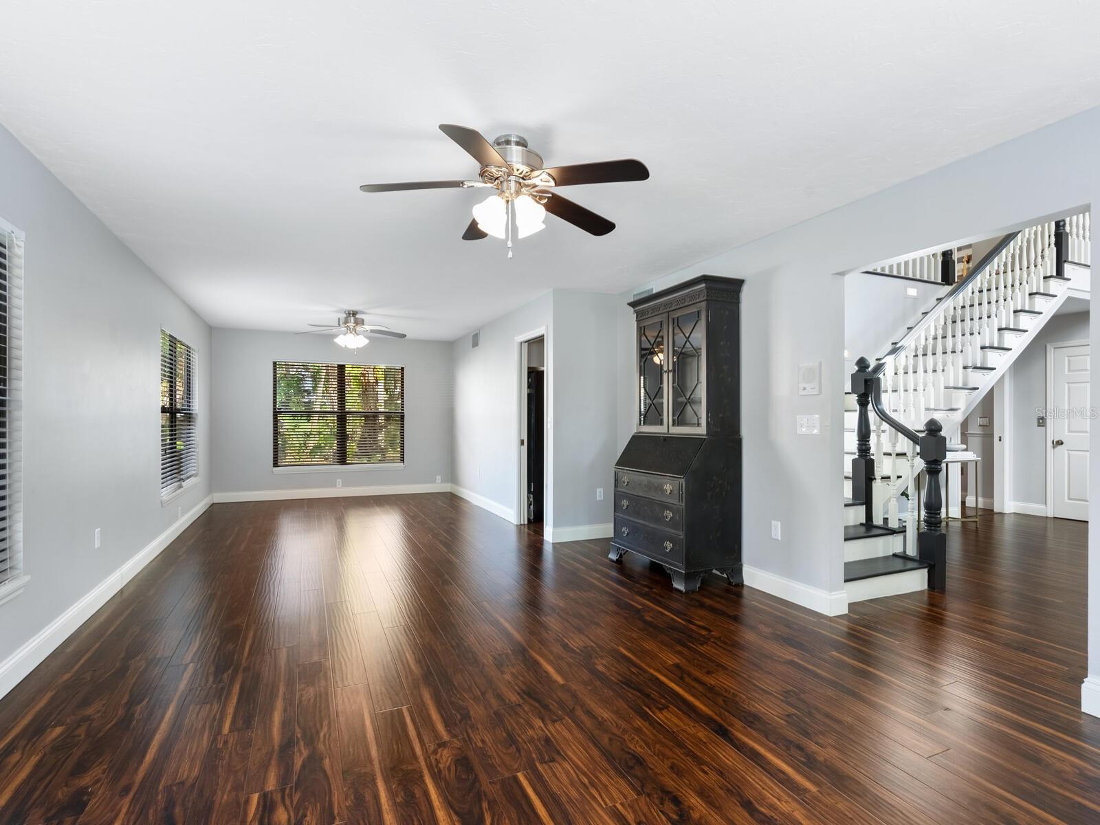 LAKES ESTATES 3 OF SARASOTA - Residential