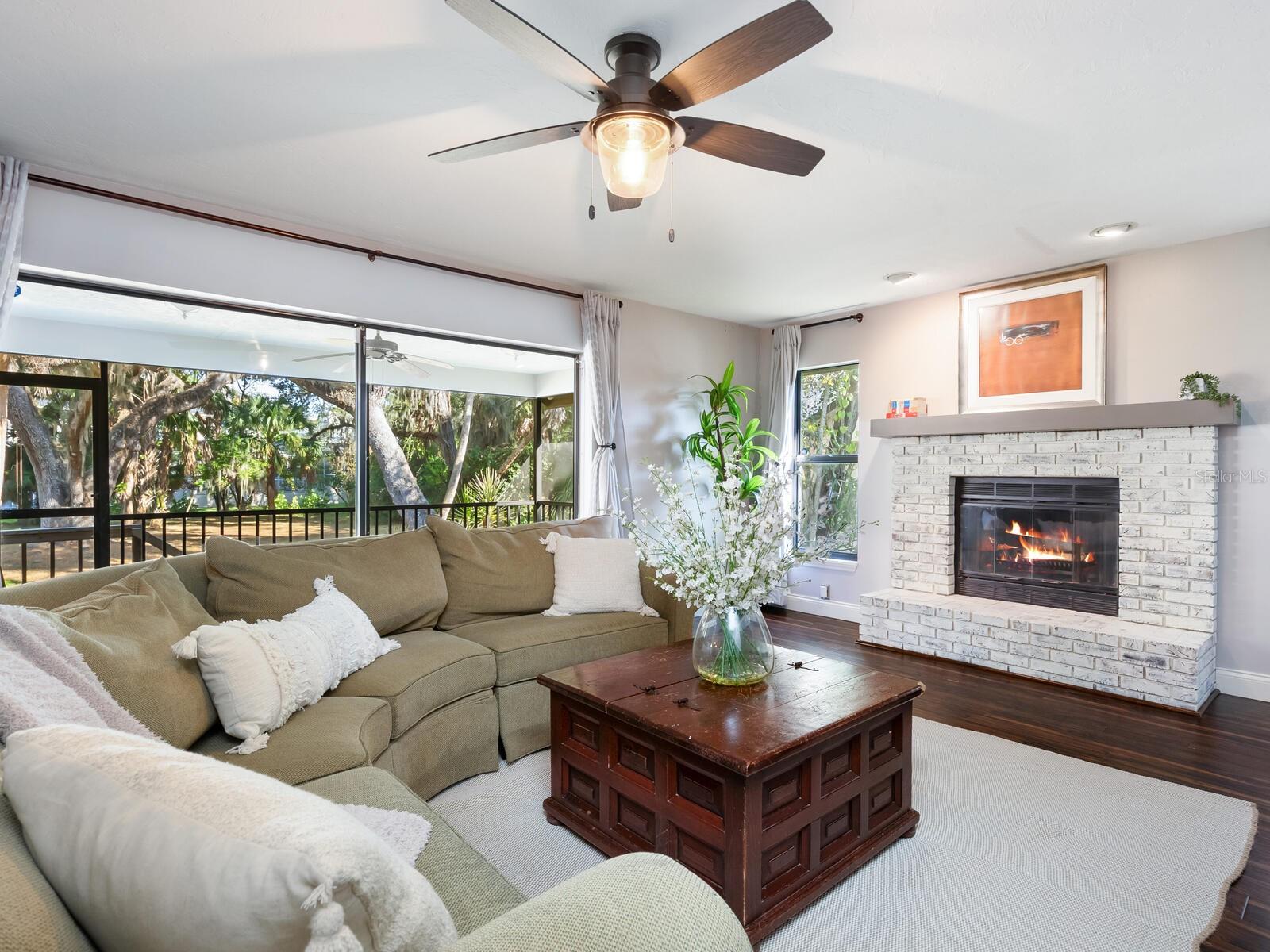 LAKES ESTATES 3 OF SARASOTA - Residential