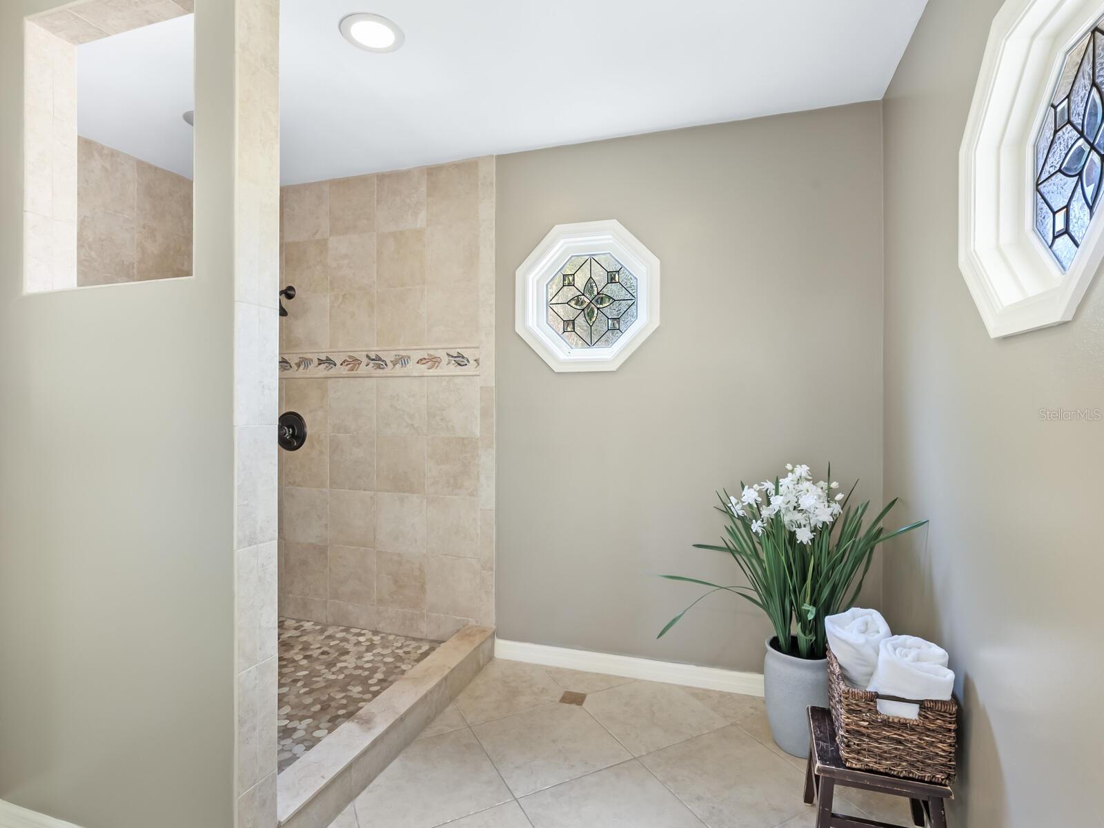 LAKES ESTATES 3 OF SARASOTA - Residential