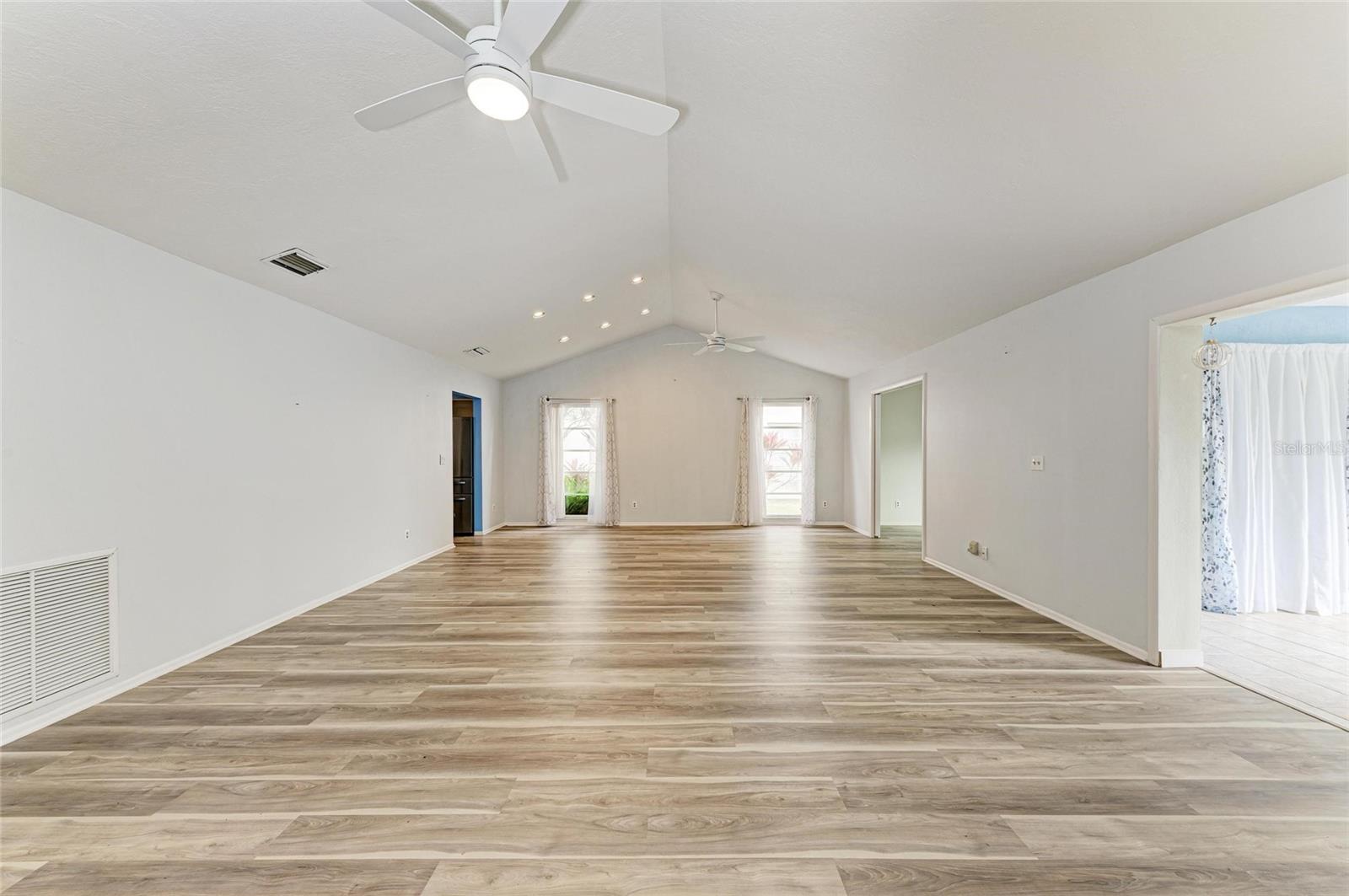 PINEHURST SEC I - Residential