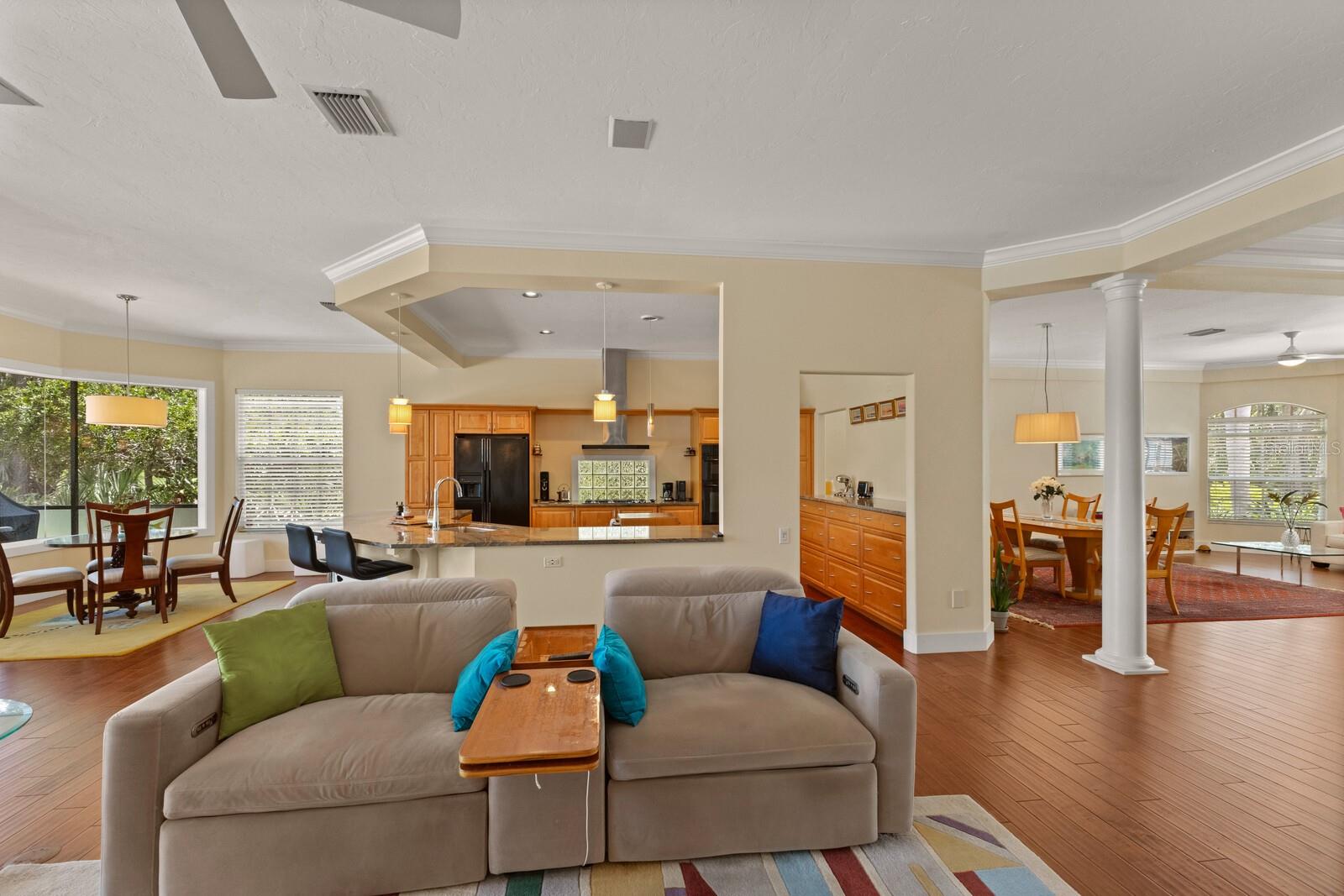 UNIVERSITY PARK - Residential