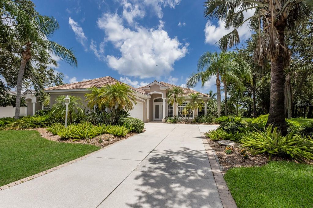 Photo of 7204 Saint Georges Way, University Park, FL 34201 (MLS # A4658215)