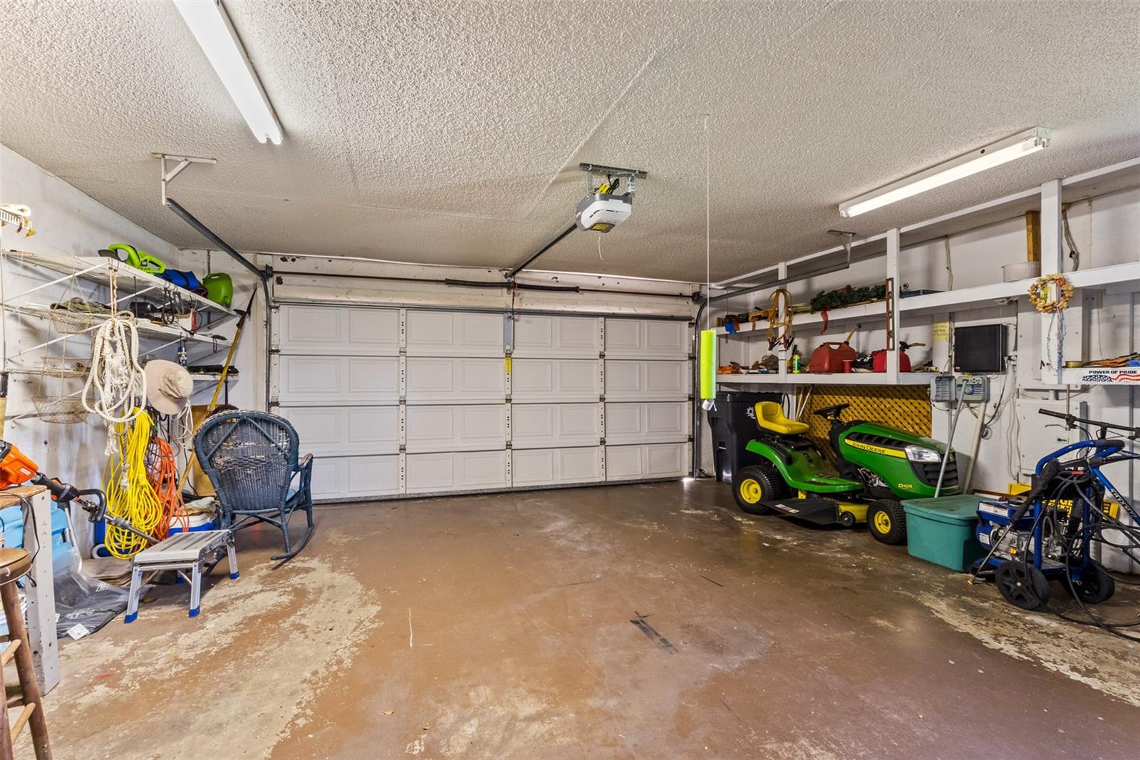 DESOTO LAKES COUNTRY CLUB COLONY 4 - Residential