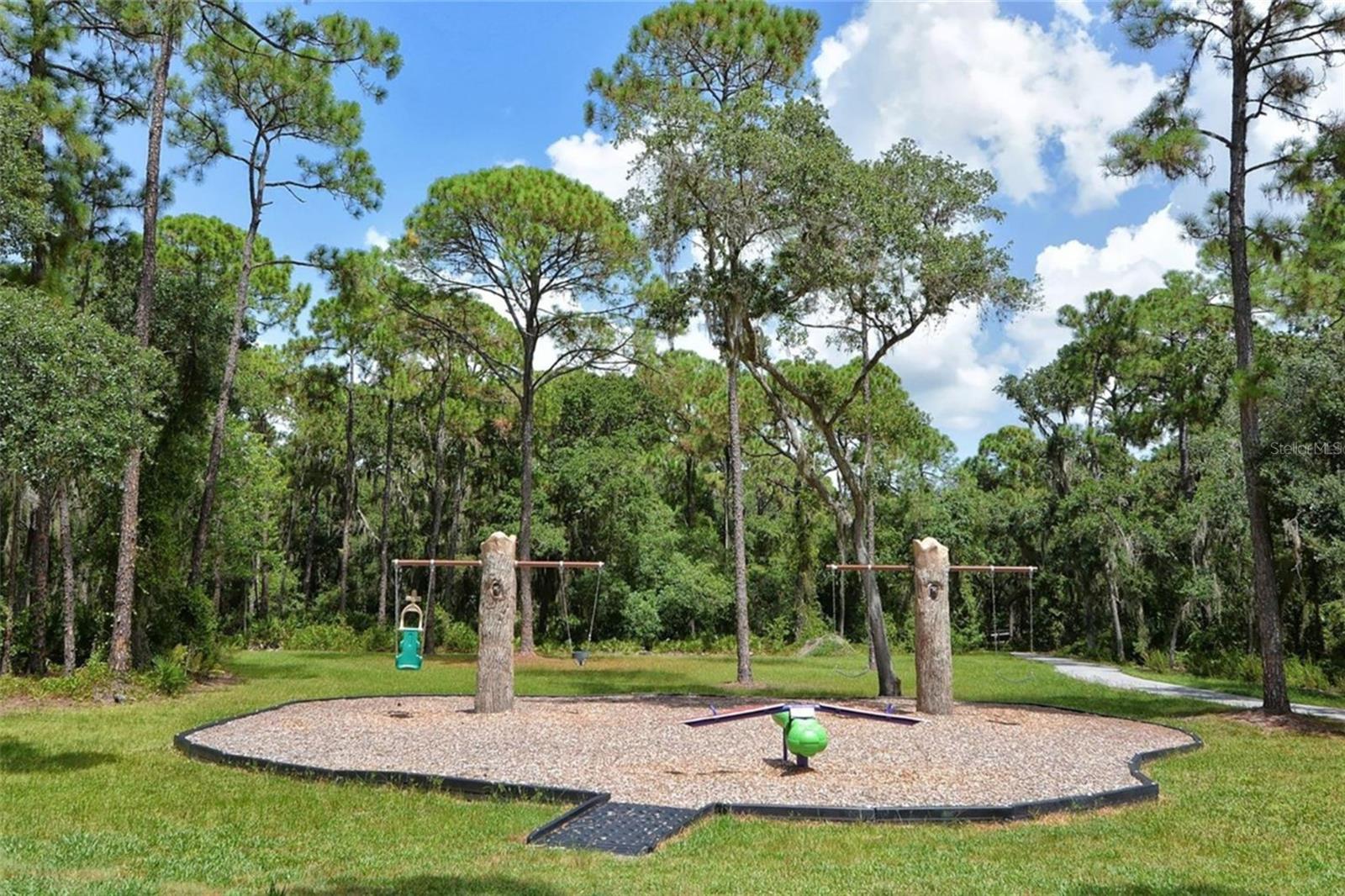 DESOTO LAKES COUNTRY CLUB COLONY 4 - Residential