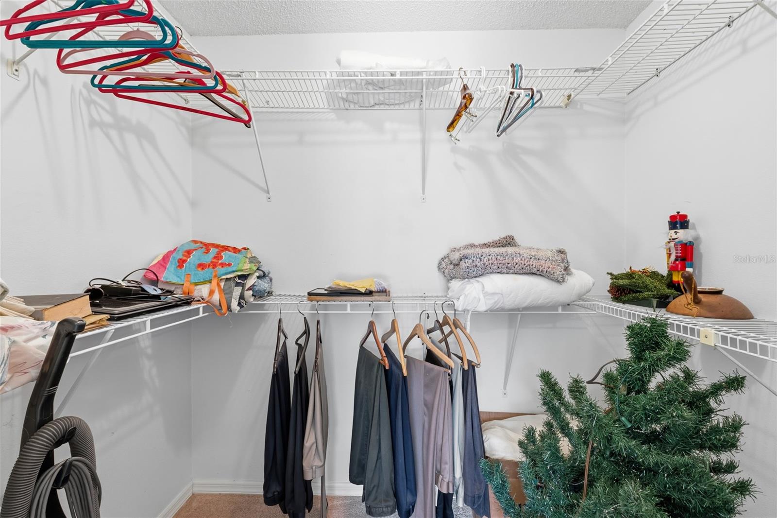 DESOTO LAKES COUNTRY CLUB COLONY 4 - Residential