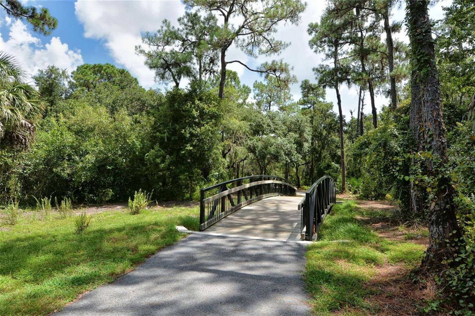 DESOTO LAKES COUNTRY CLUB COLONY 4 - Residential