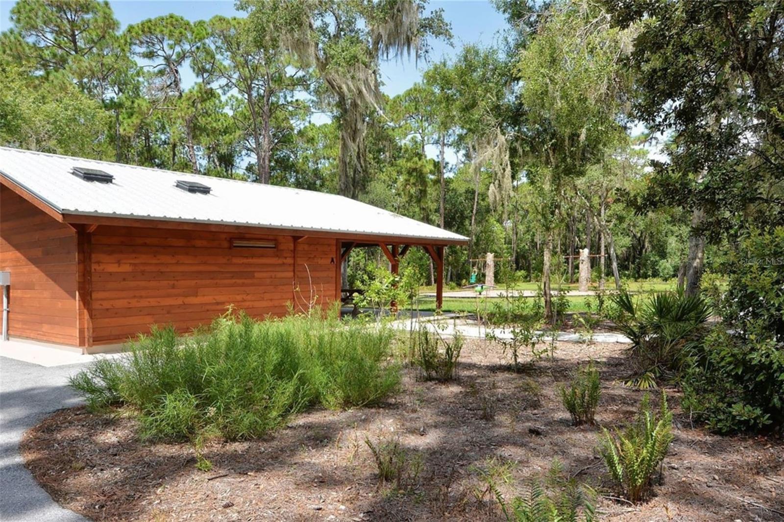 DESOTO LAKES COUNTRY CLUB COLONY 4 - Residential