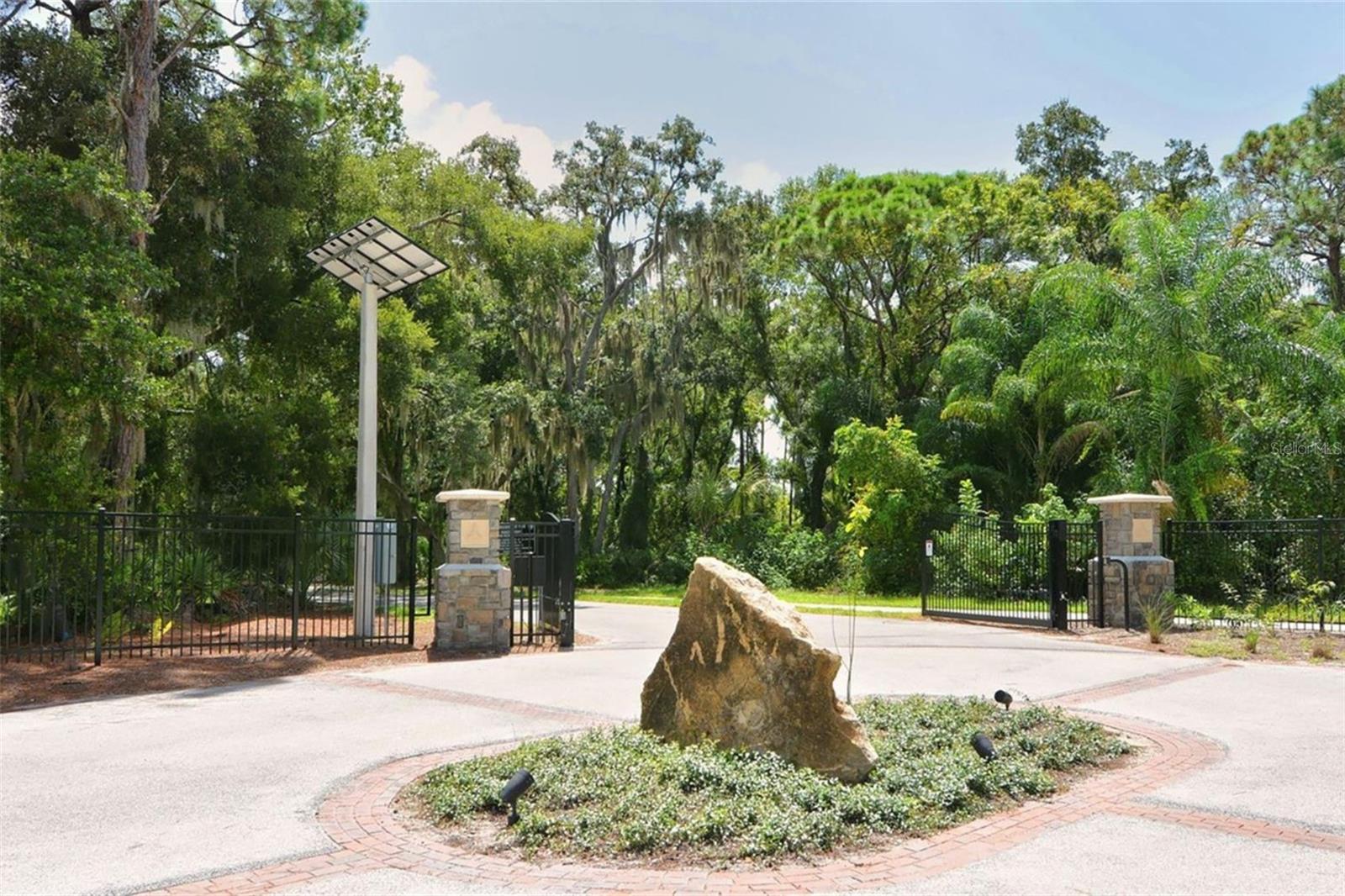 DESOTO LAKES COUNTRY CLUB COLONY 4 - Residential