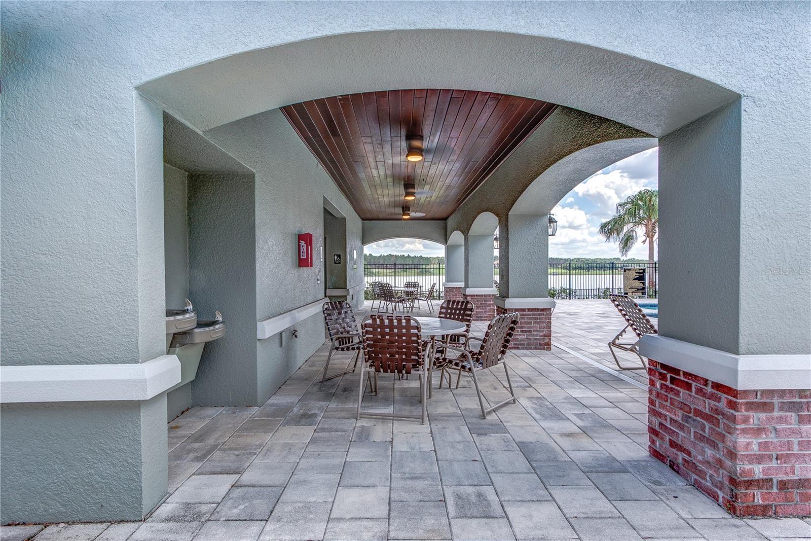 SANCTUARY/TWIN WATERS - Residential