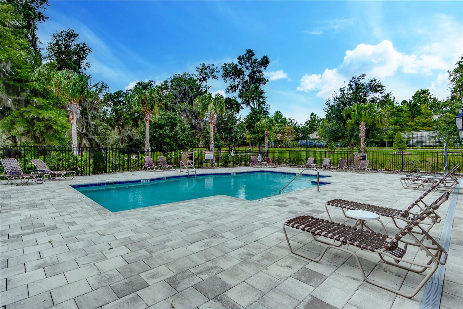 SANCTUARY/TWIN WATERS - Residential