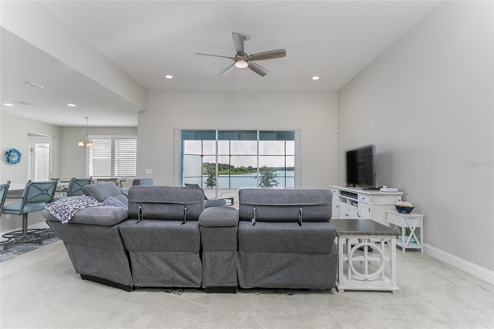 SANCTUARY/TWIN WATERS - Residential