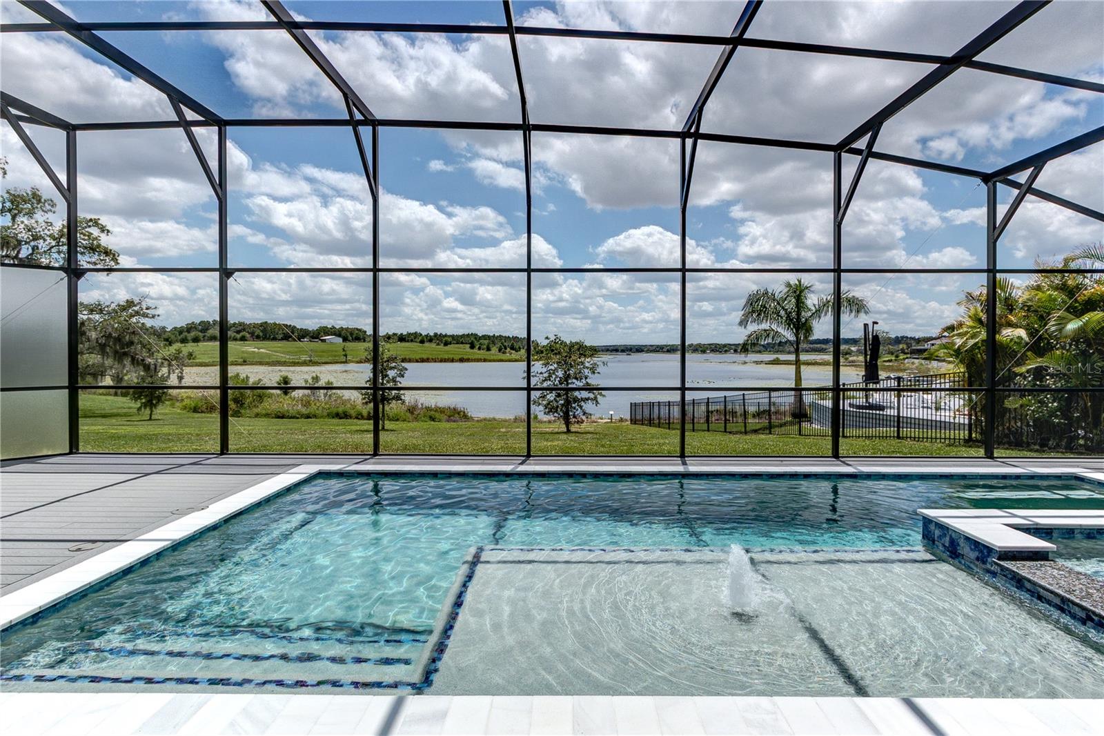 SANCTUARY/TWIN WATERS - Residential