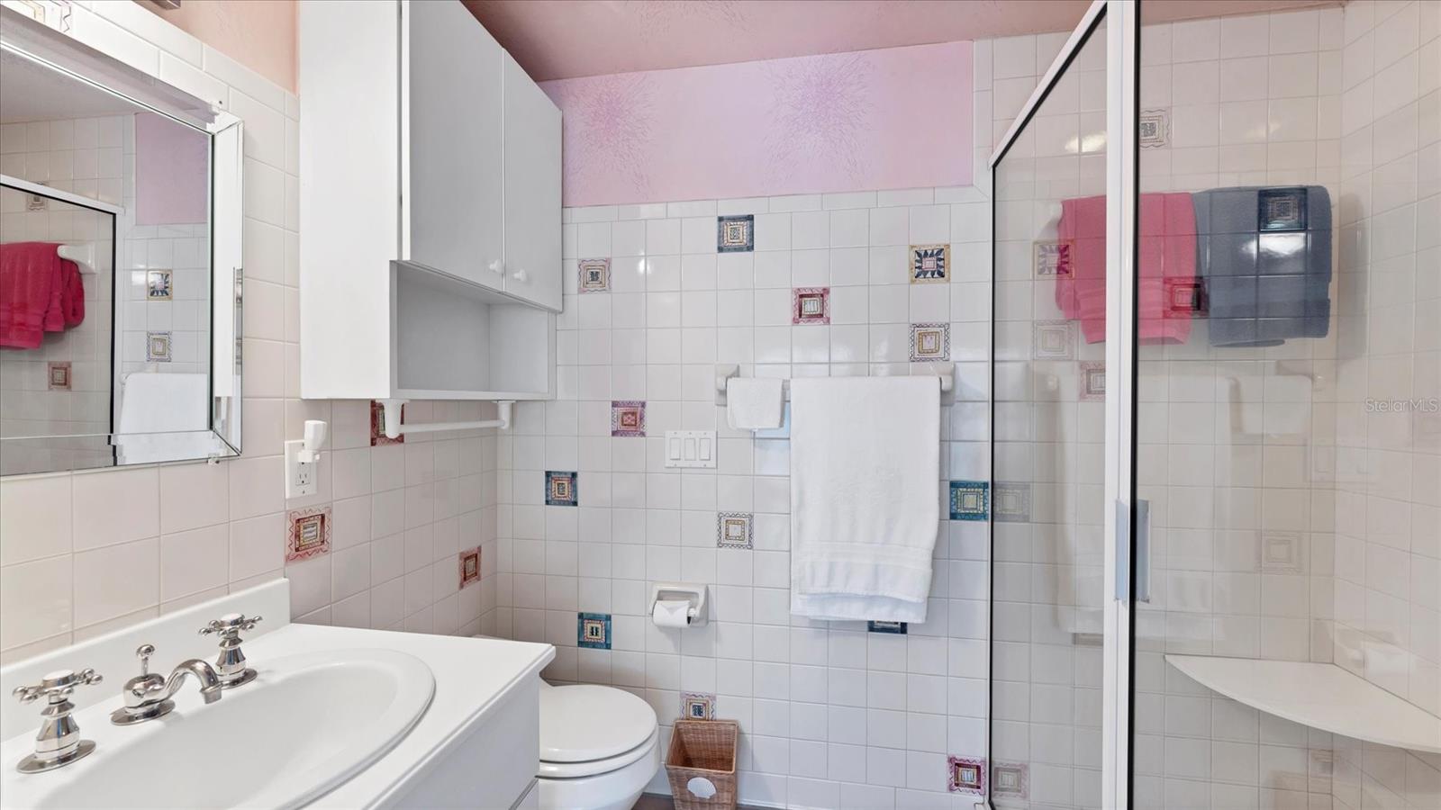 SOMERSET SHORES SUB - Residential