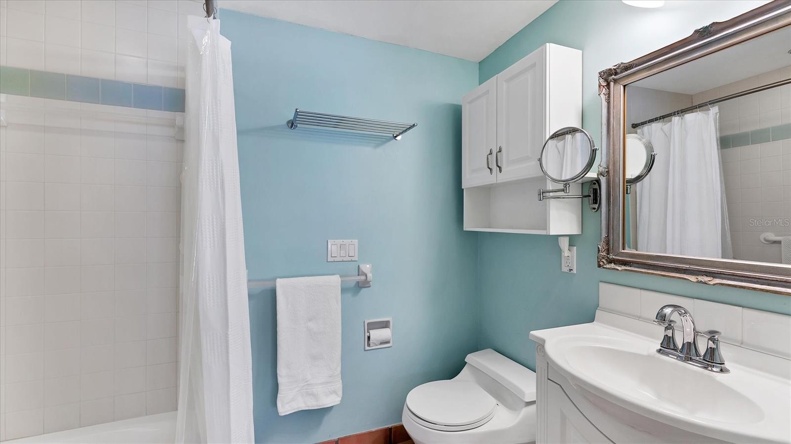 SOMERSET SHORES SUB - Residential