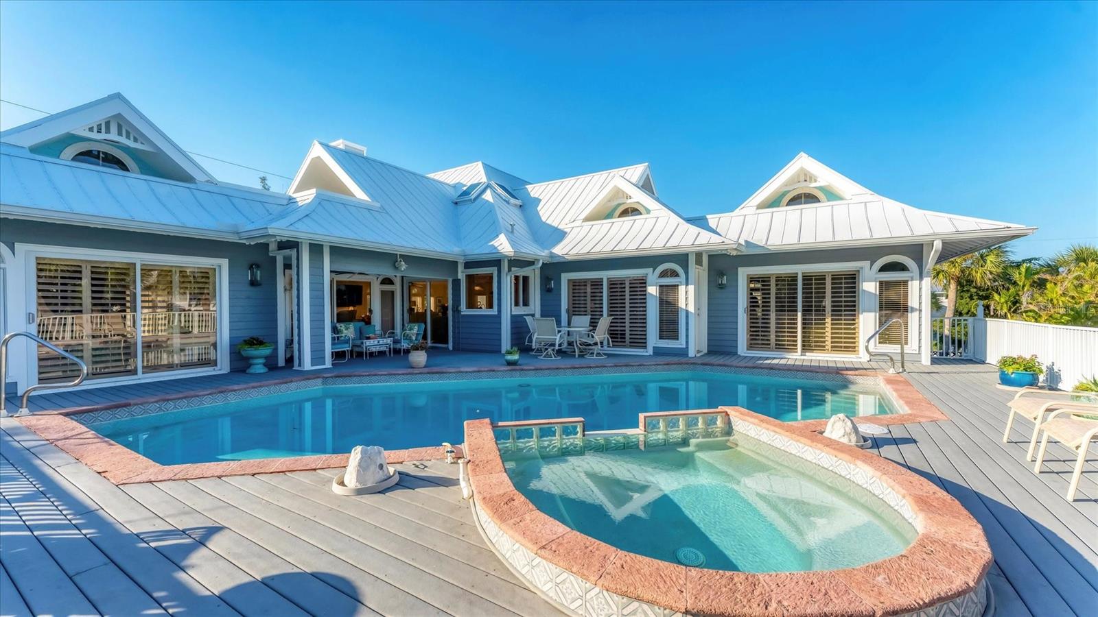 SOMERSET SHORES SUB - Residential