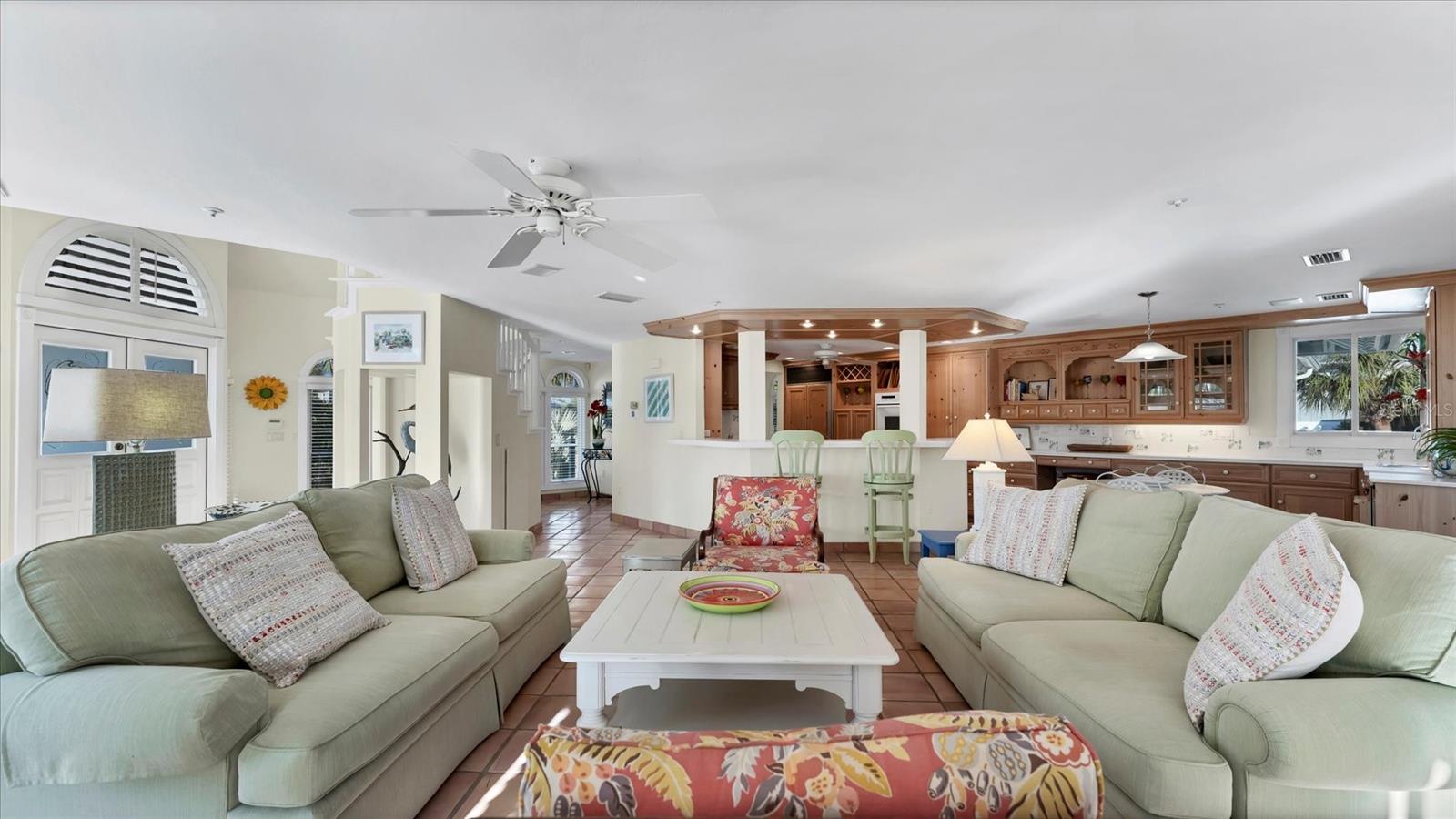 SOMERSET SHORES SUB - Residential