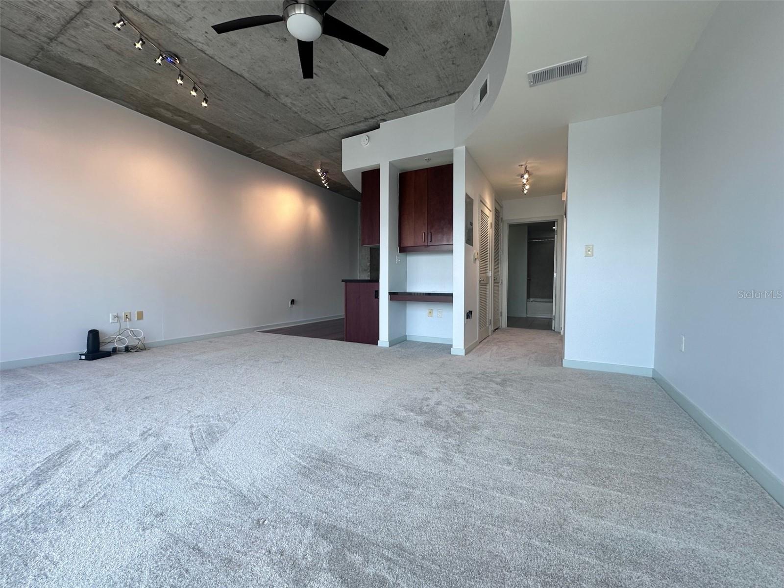 155 S COURT AVENUE 2403