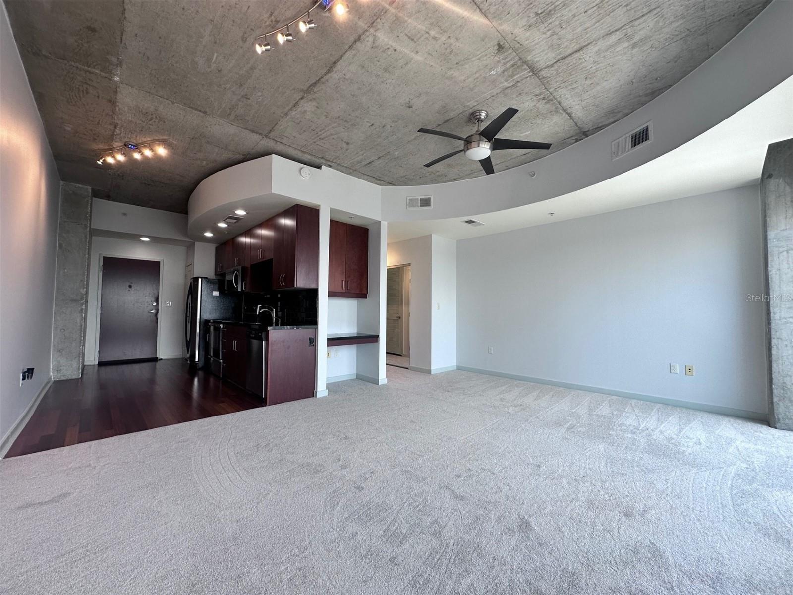 155 S COURT AVENUE 2403