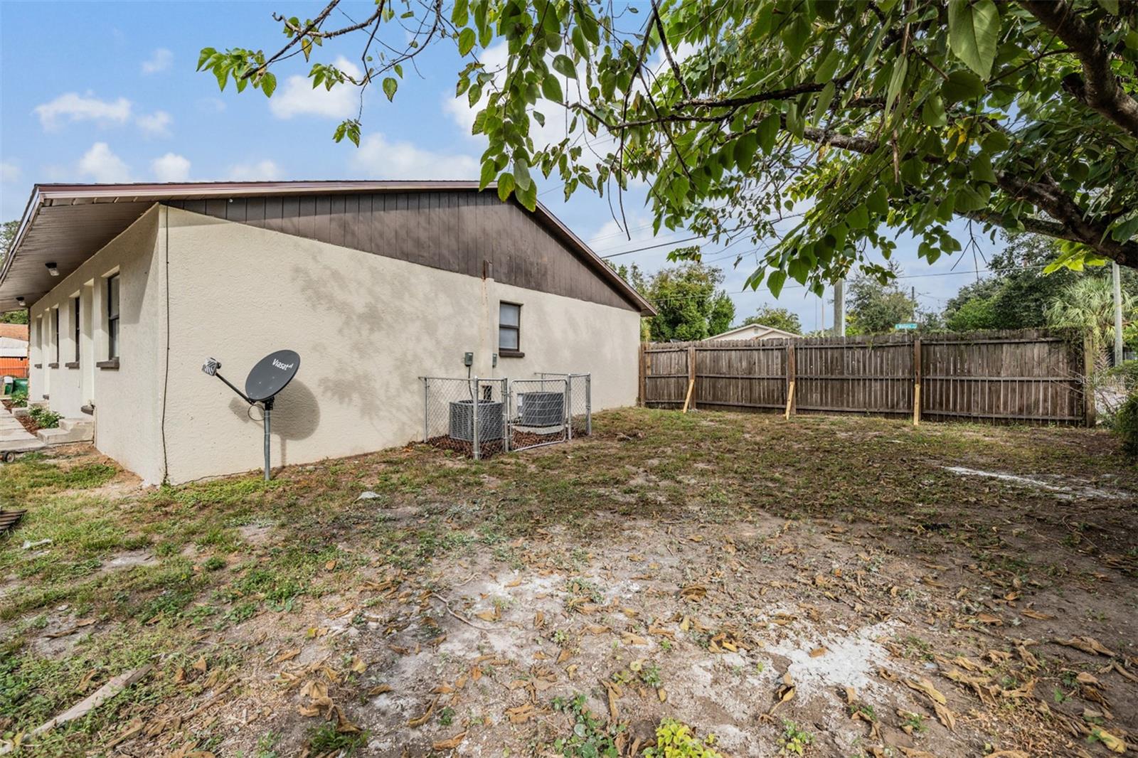 HENDRY & KNIGHTS ADD TO - Residential