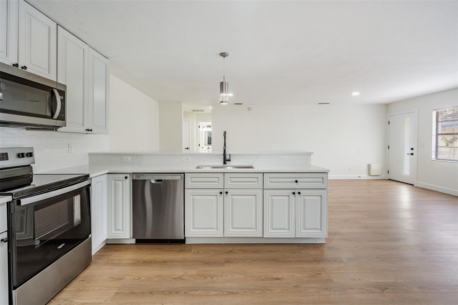 HENDRY & KNIGHTS ADD TO - Residential