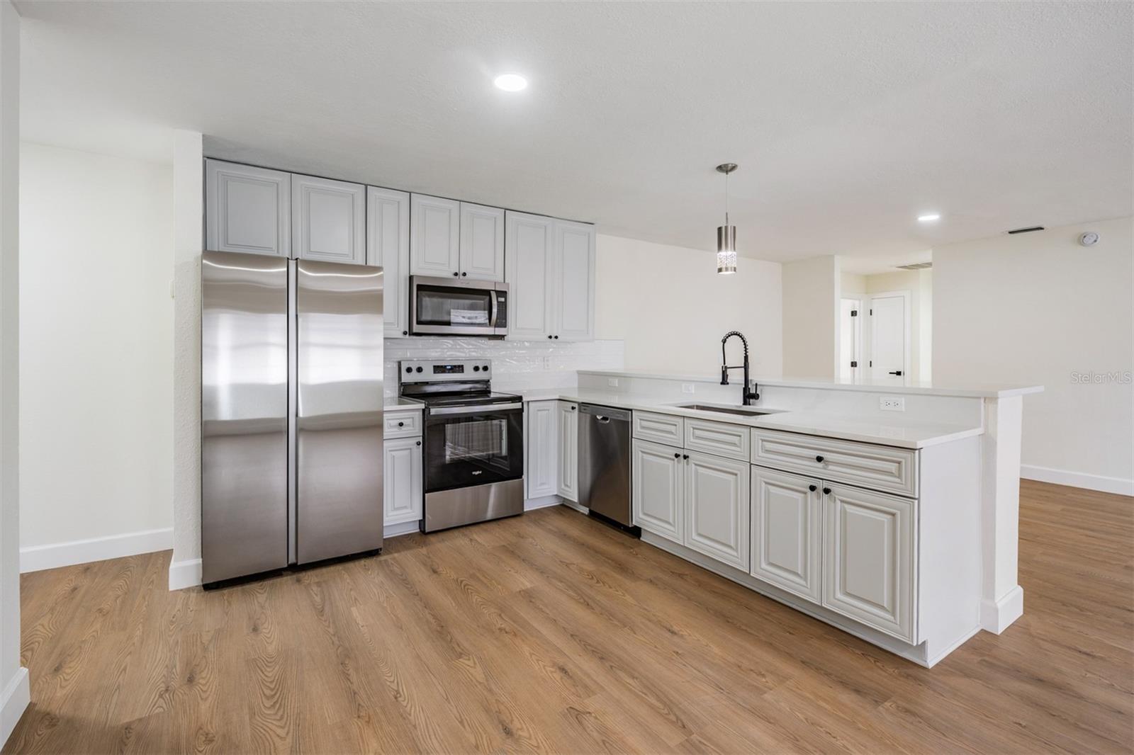 HENDRY & KNIGHTS ADD TO - Residential
