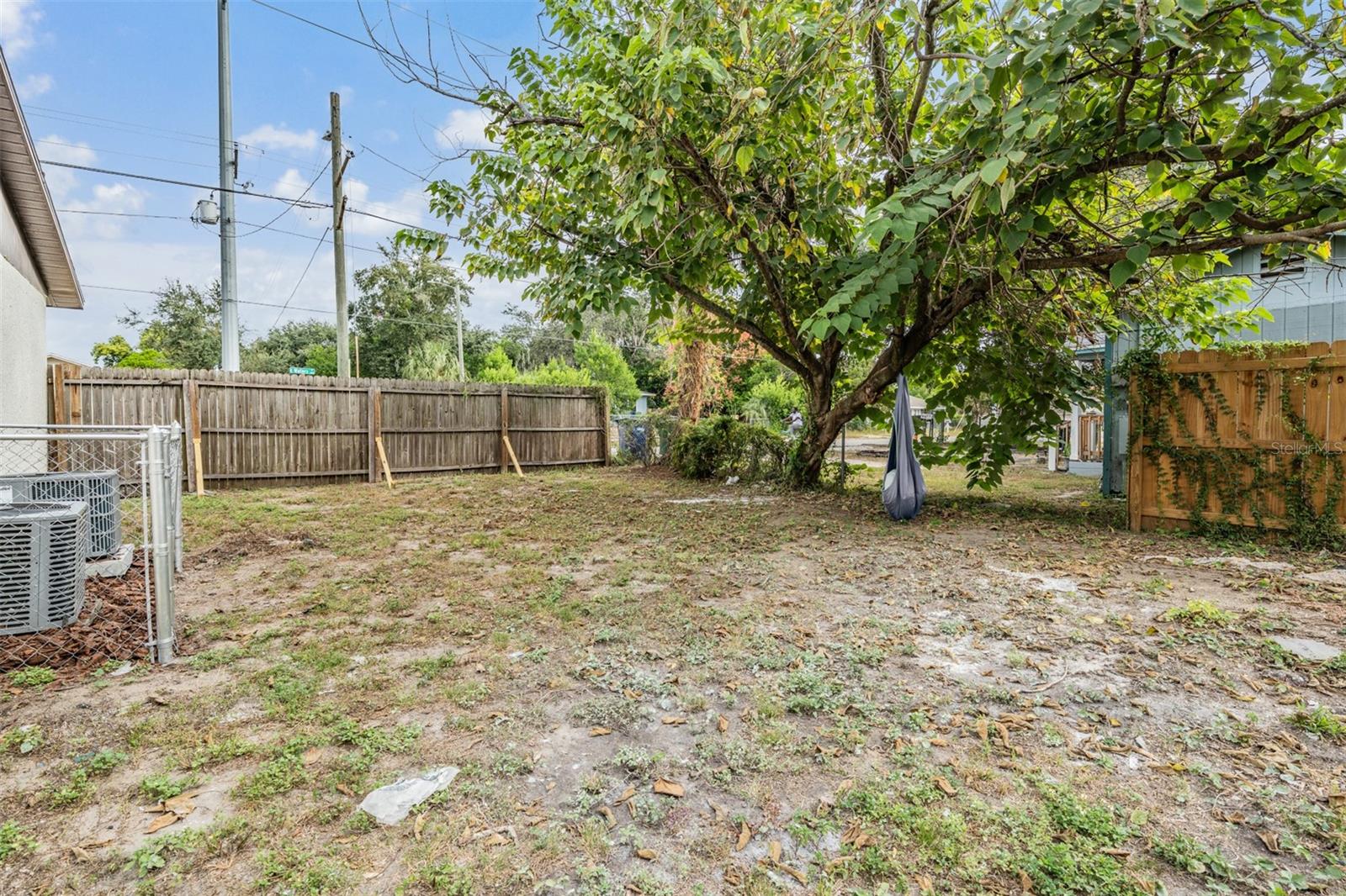 HENDRY & KNIGHTS ADD TO - Residential