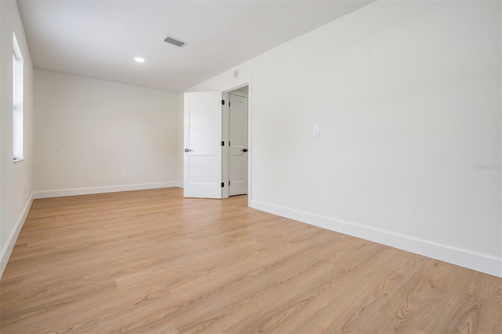 HENDRY & KNIGHTS ADD TO - Residential