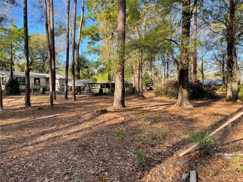 A home in JENNINGS