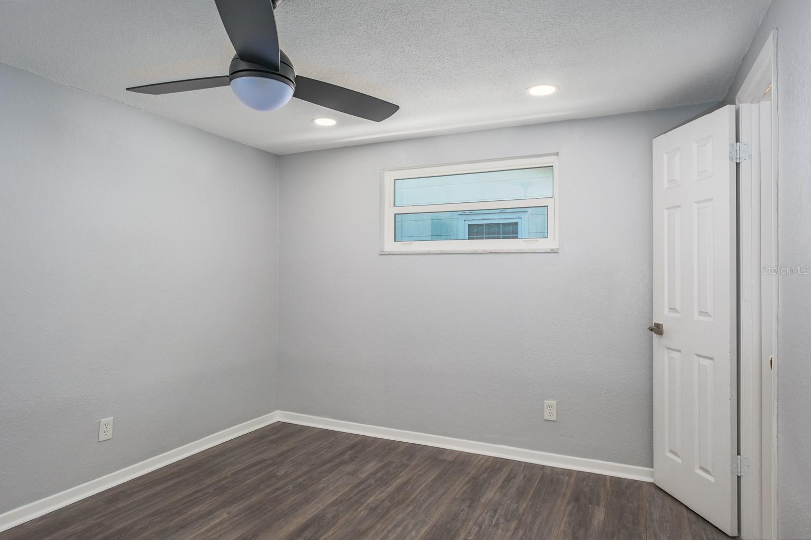 LAUGHNERS SUB - Residential