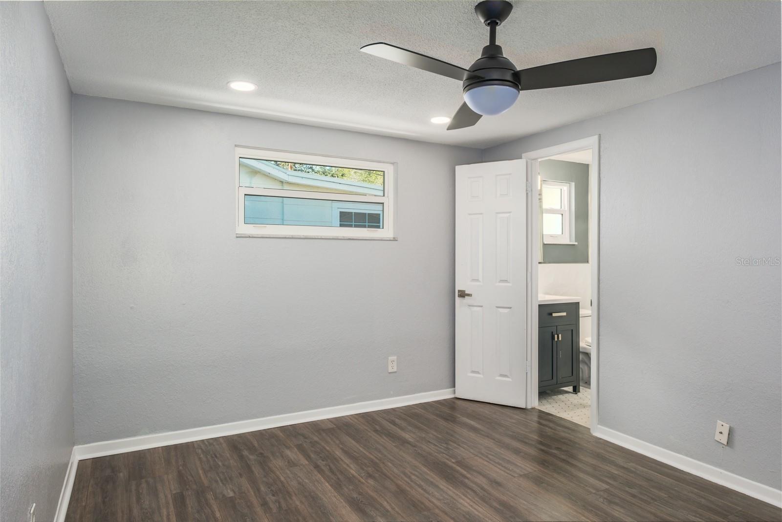 LAUGHNERS SUB - Residential