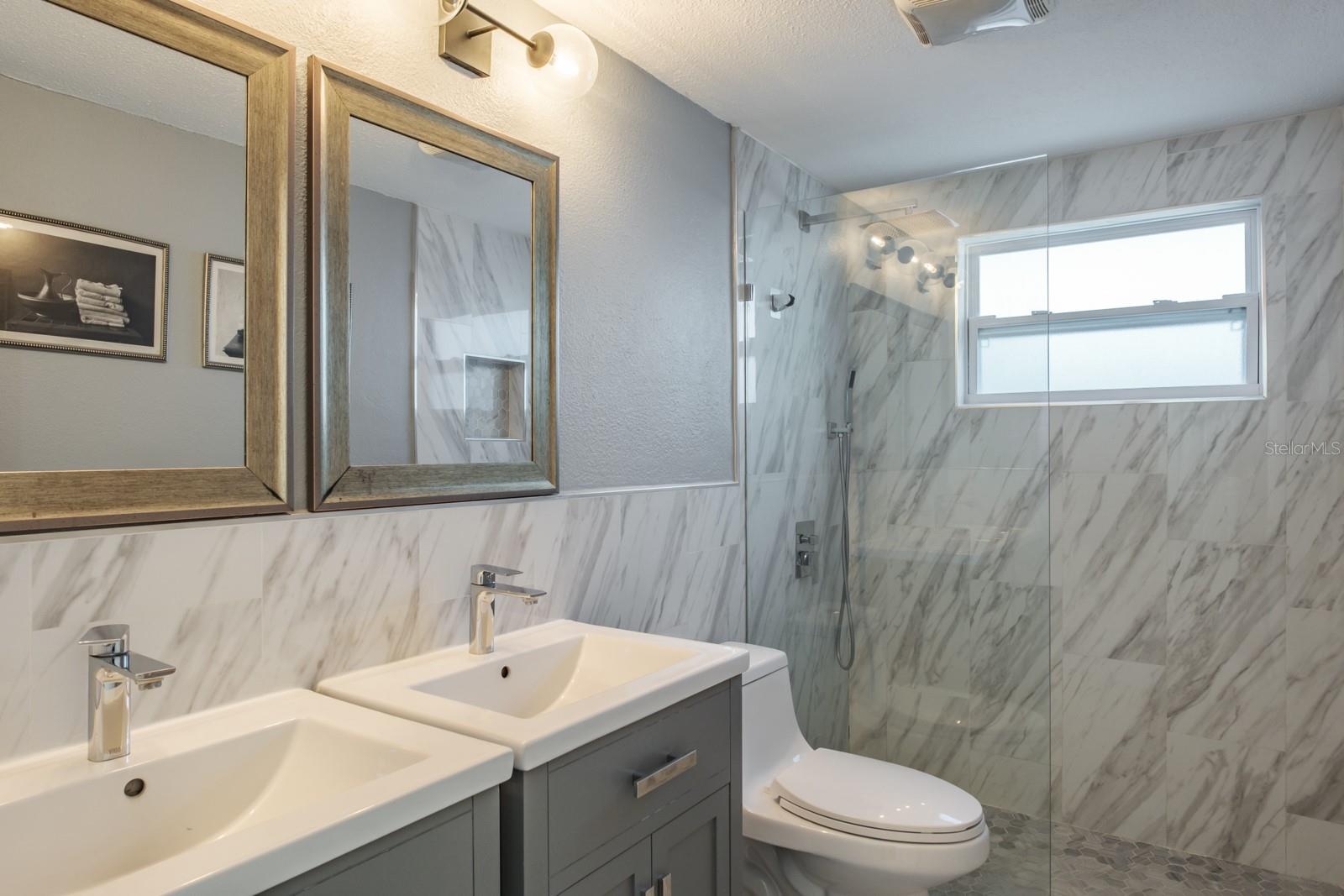 LAUGHNERS SUB - Residential