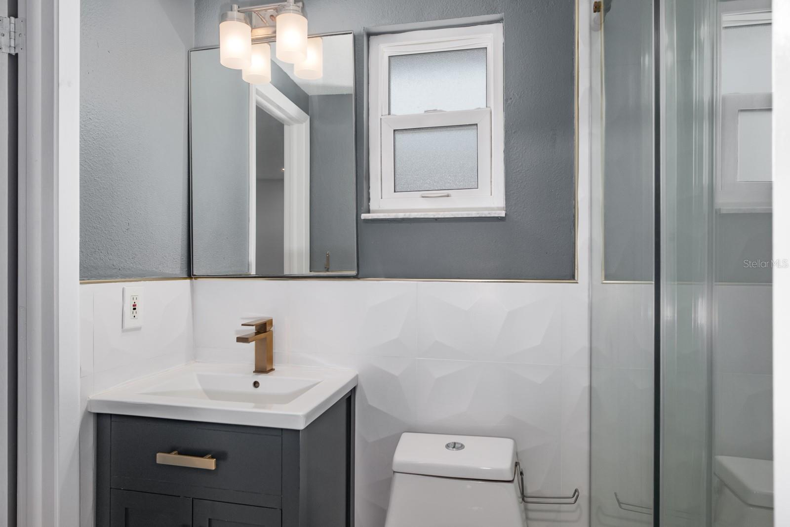 LAUGHNERS SUB - Residential