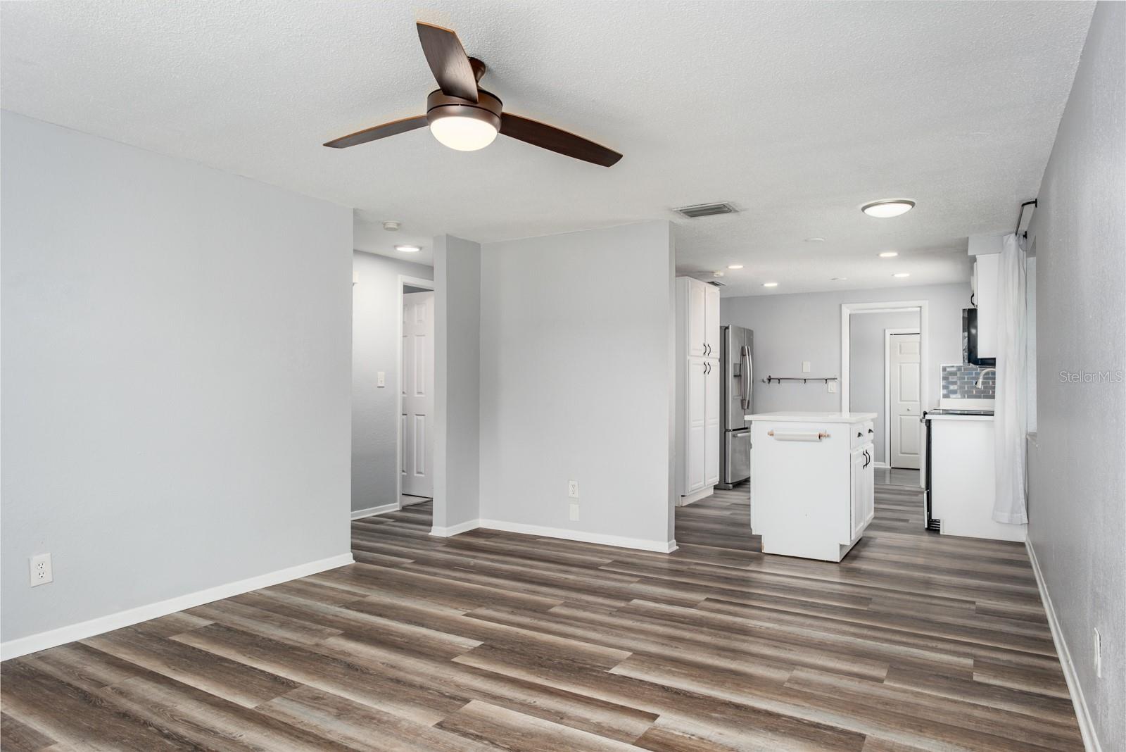 LAUGHNERS SUB - Residential