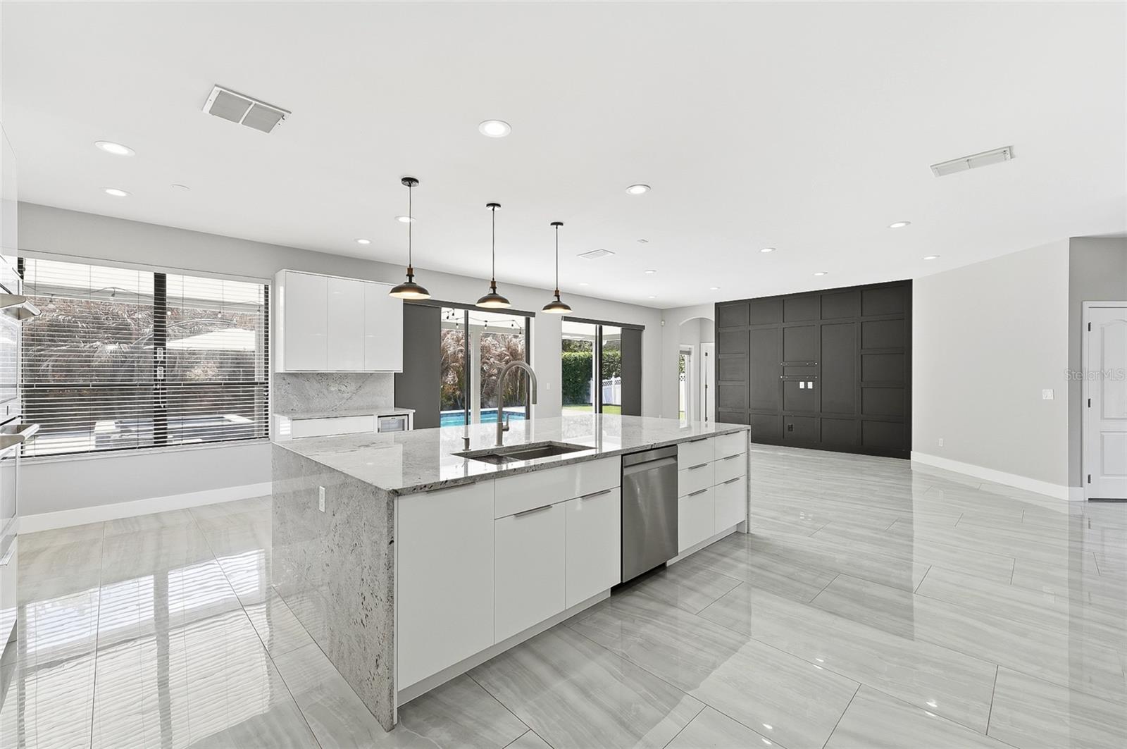 LIVE OAK RESERVE UNIT ONE - Residential