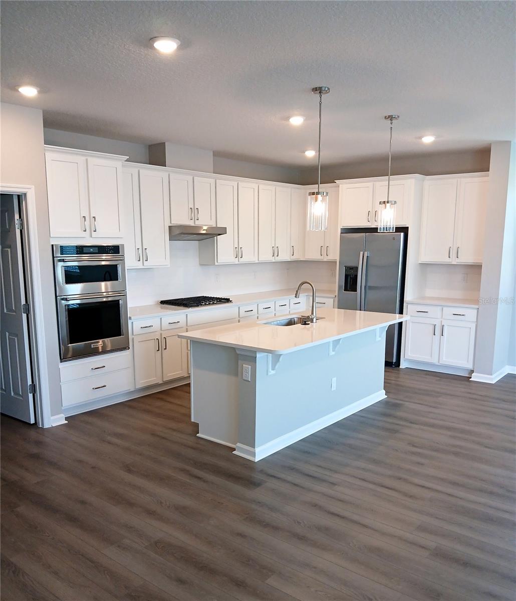 BEACH PK VLG - Residential