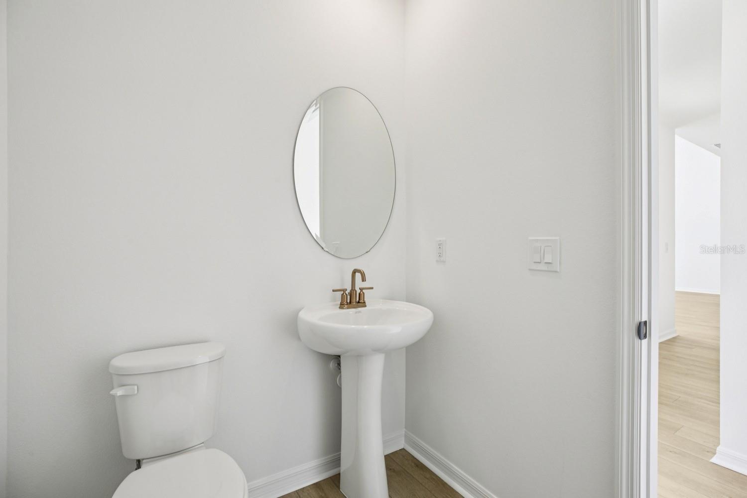 TRAILSIDE - Residential