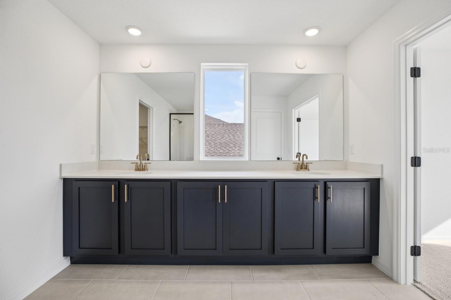 TRAILSIDE - Residential