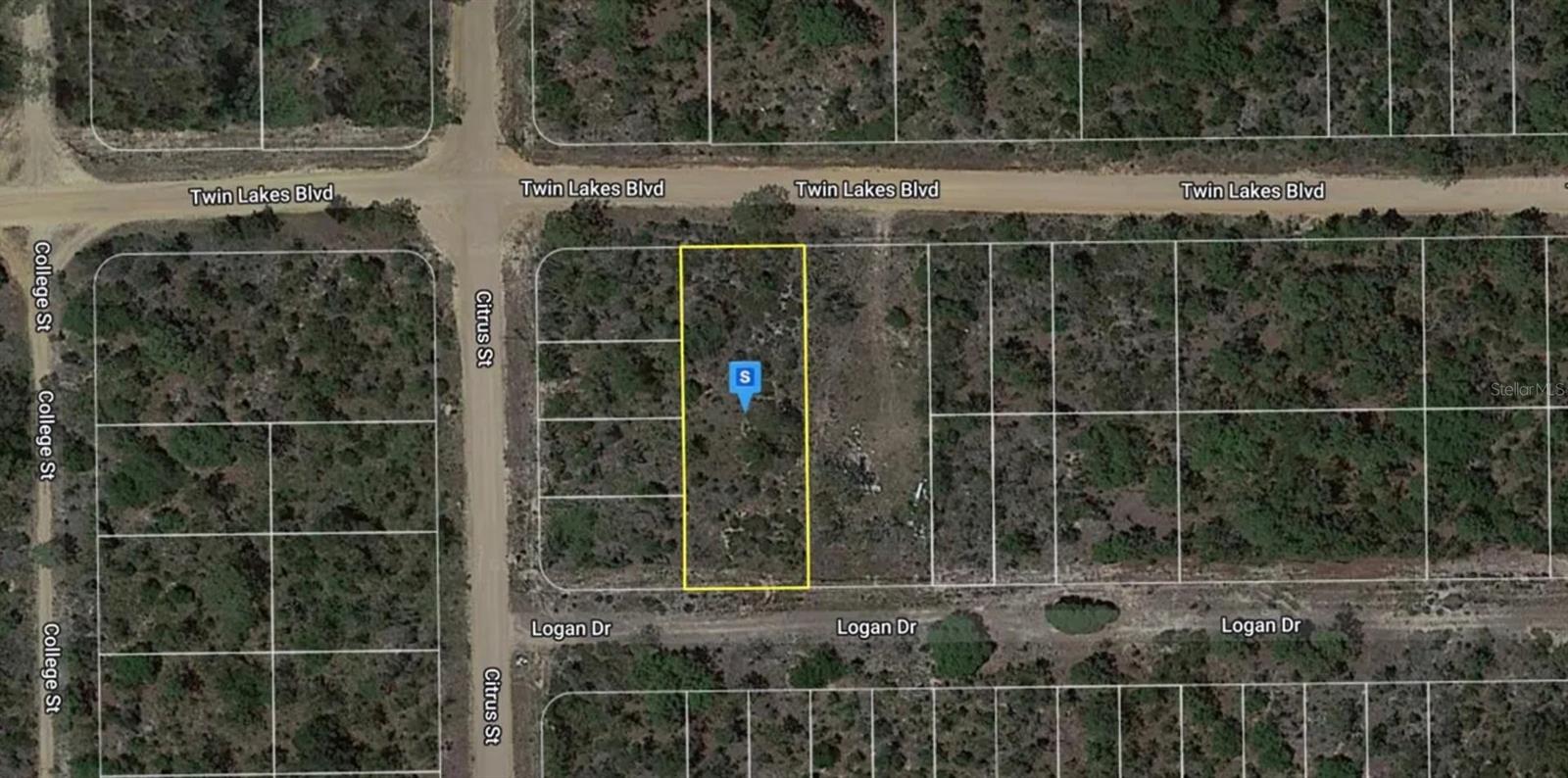 MARINERS LAKE ESTATES - Land